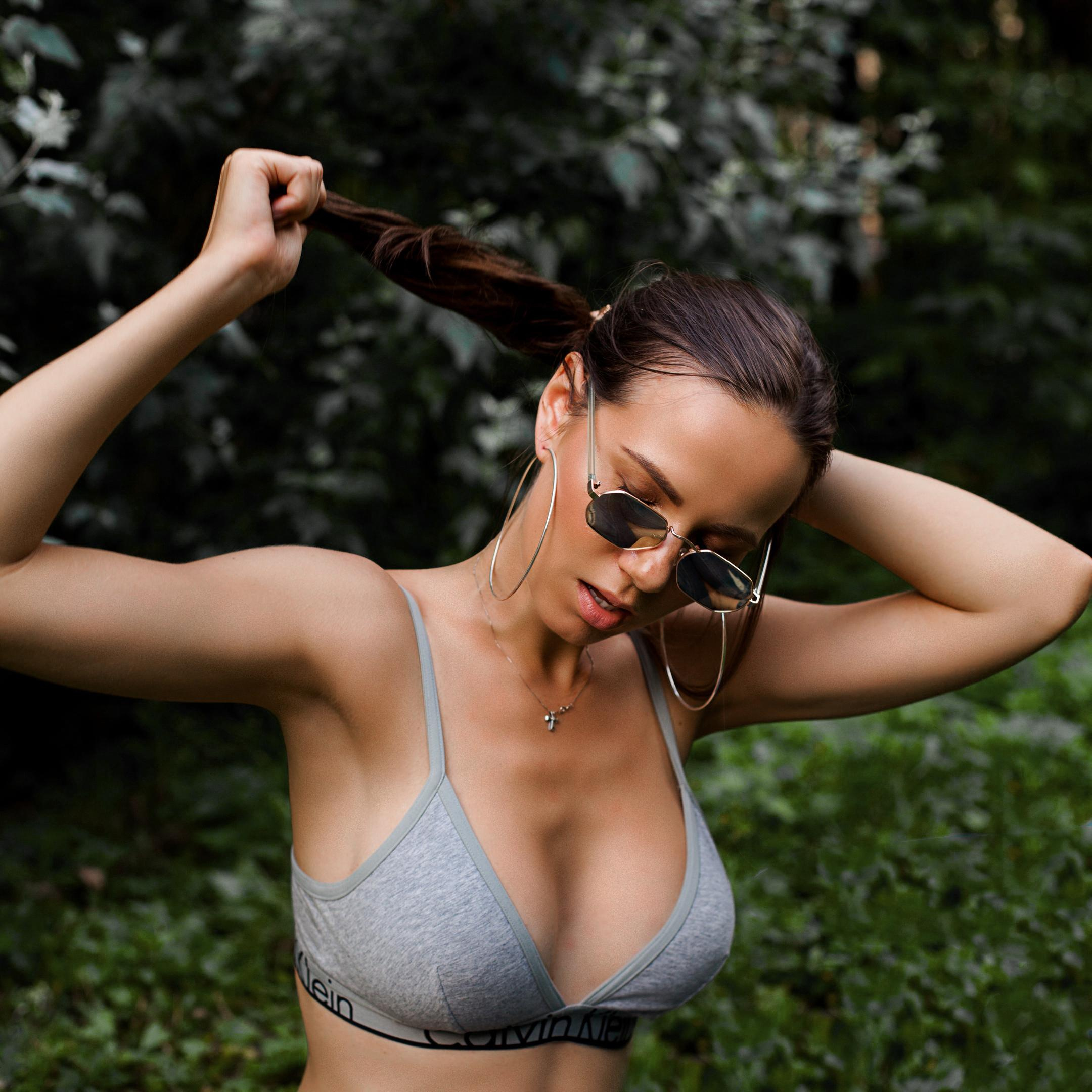 Женский портрет в городской среде. Фотограф-портретист Евгения Синкевич в Риге и Европе