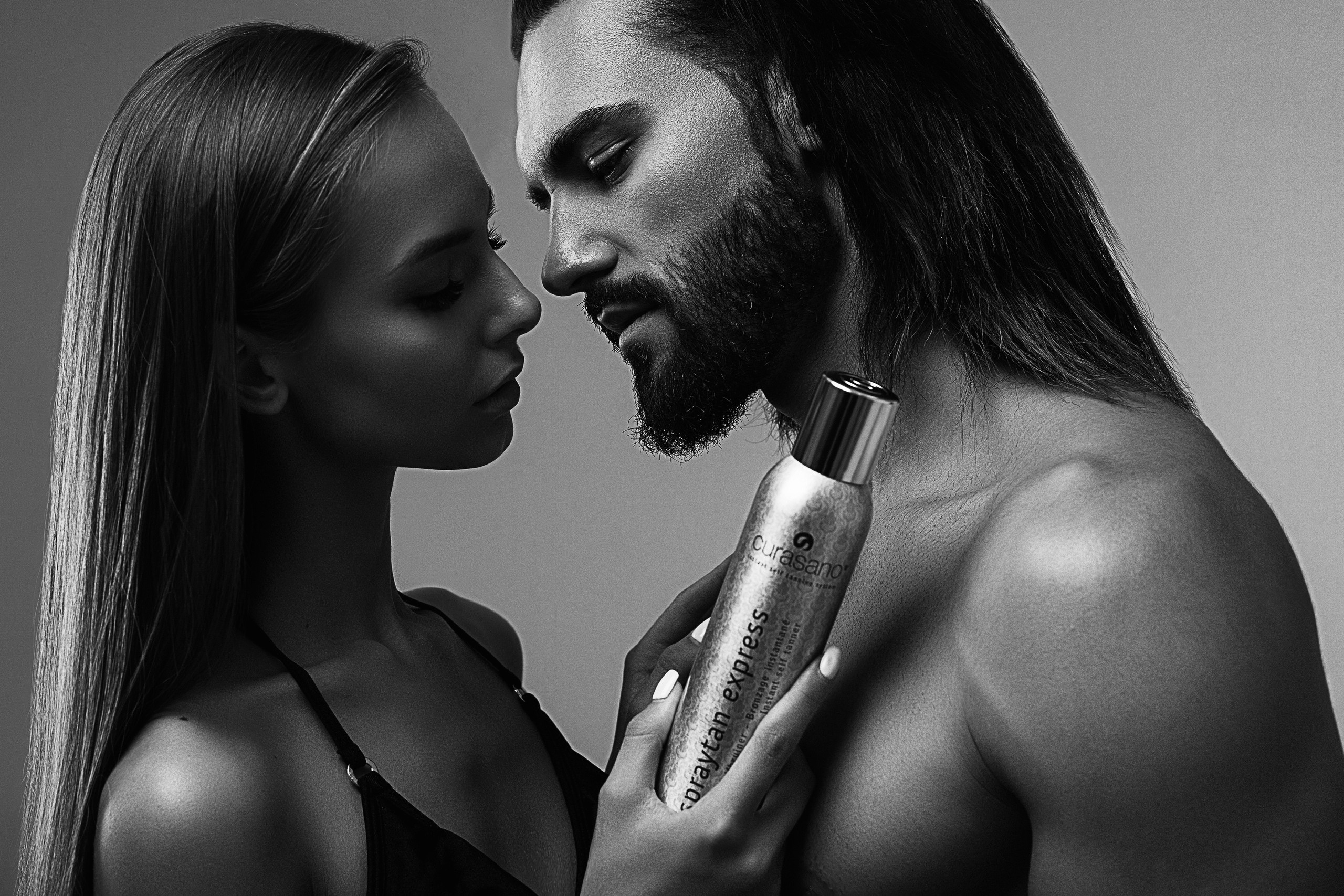 Съемка для косметических и уходовых брендов. Фотограф-портретист Евгения Синкевич в Риге и Европе