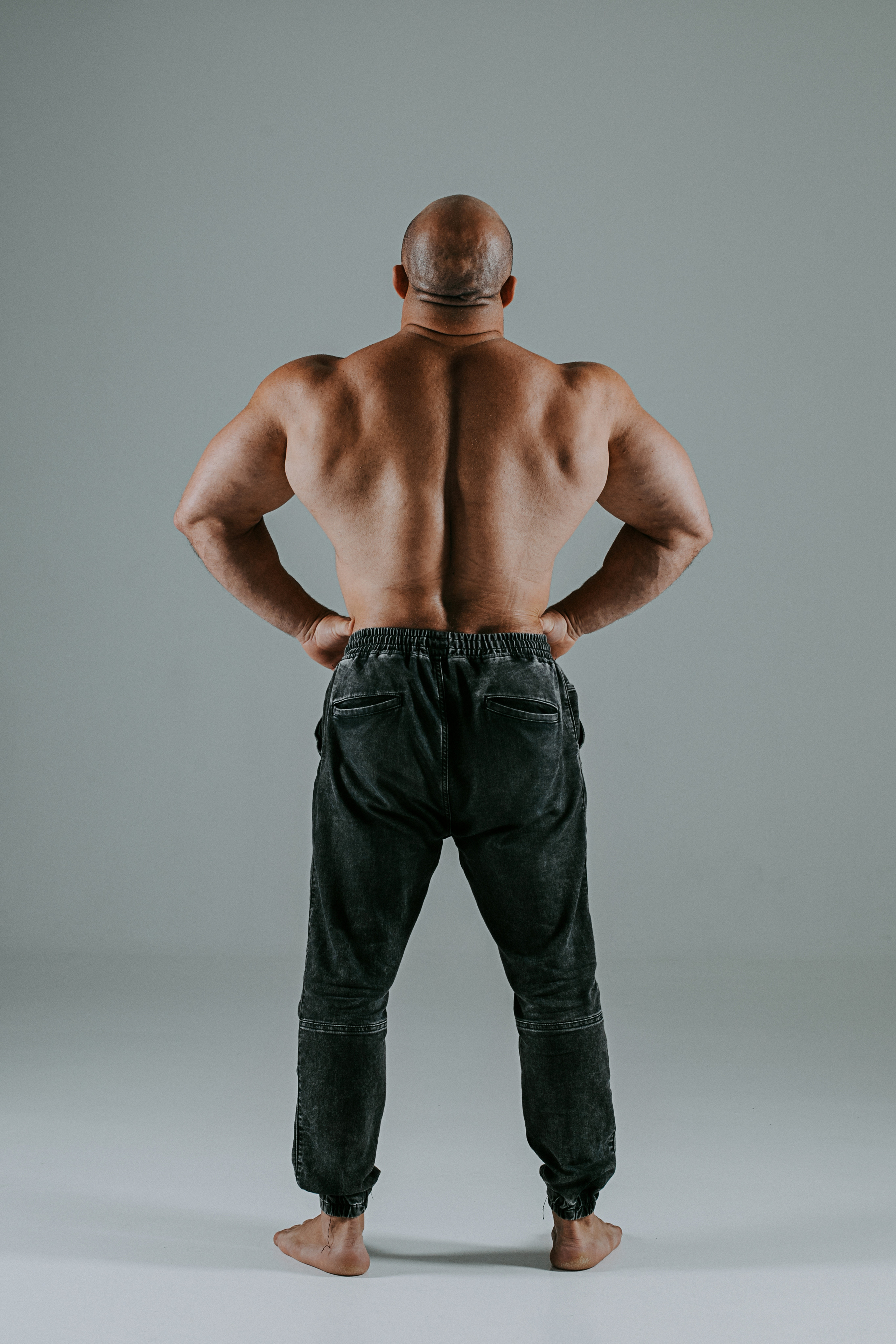 Мужская спортивная съемка. Фотограф-портретист Евгения Синкевич в Риге и Европе