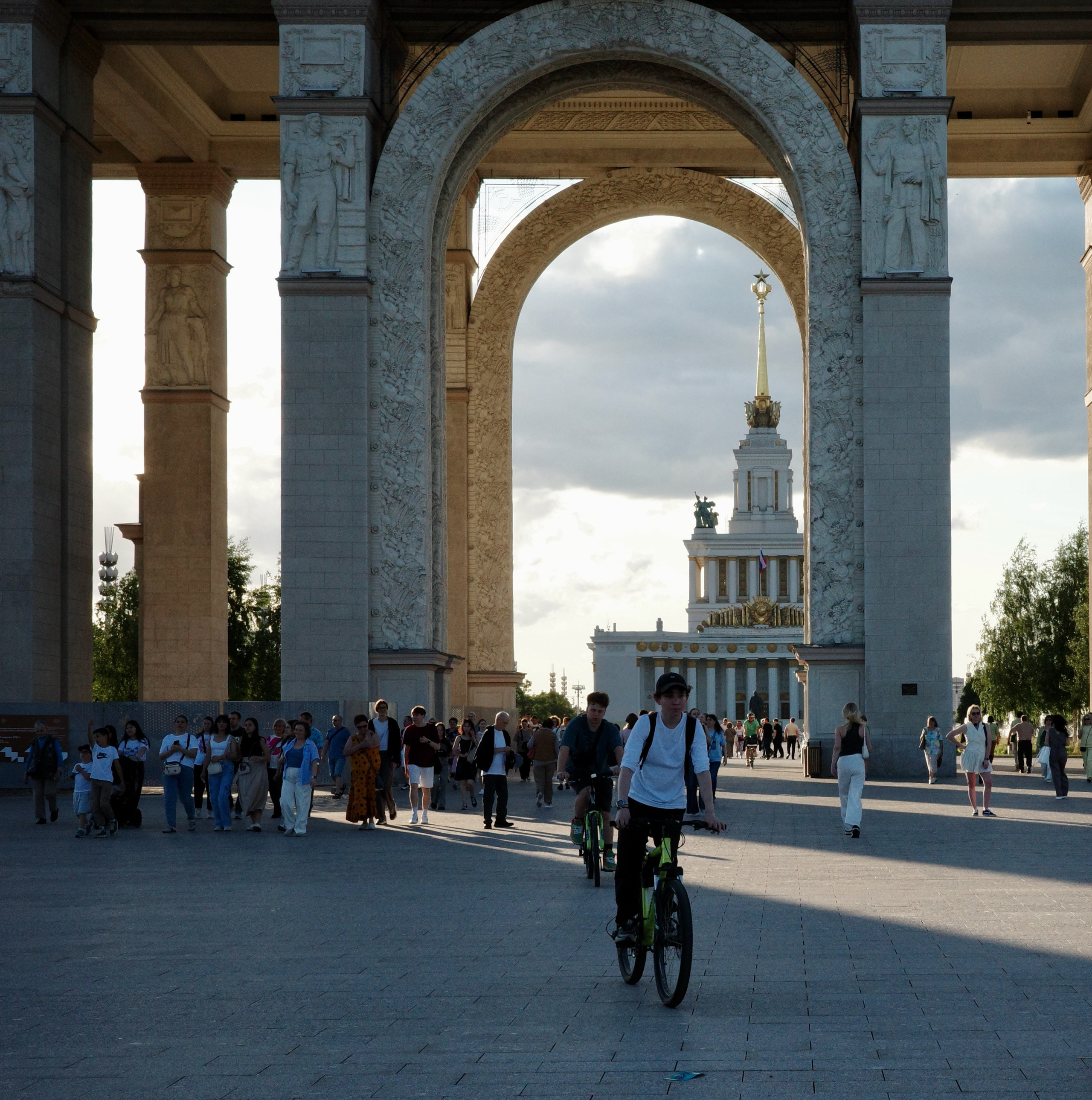 Фотопоток. Проект «Фотокладовка»: блог уличной фотографии в формате street photo