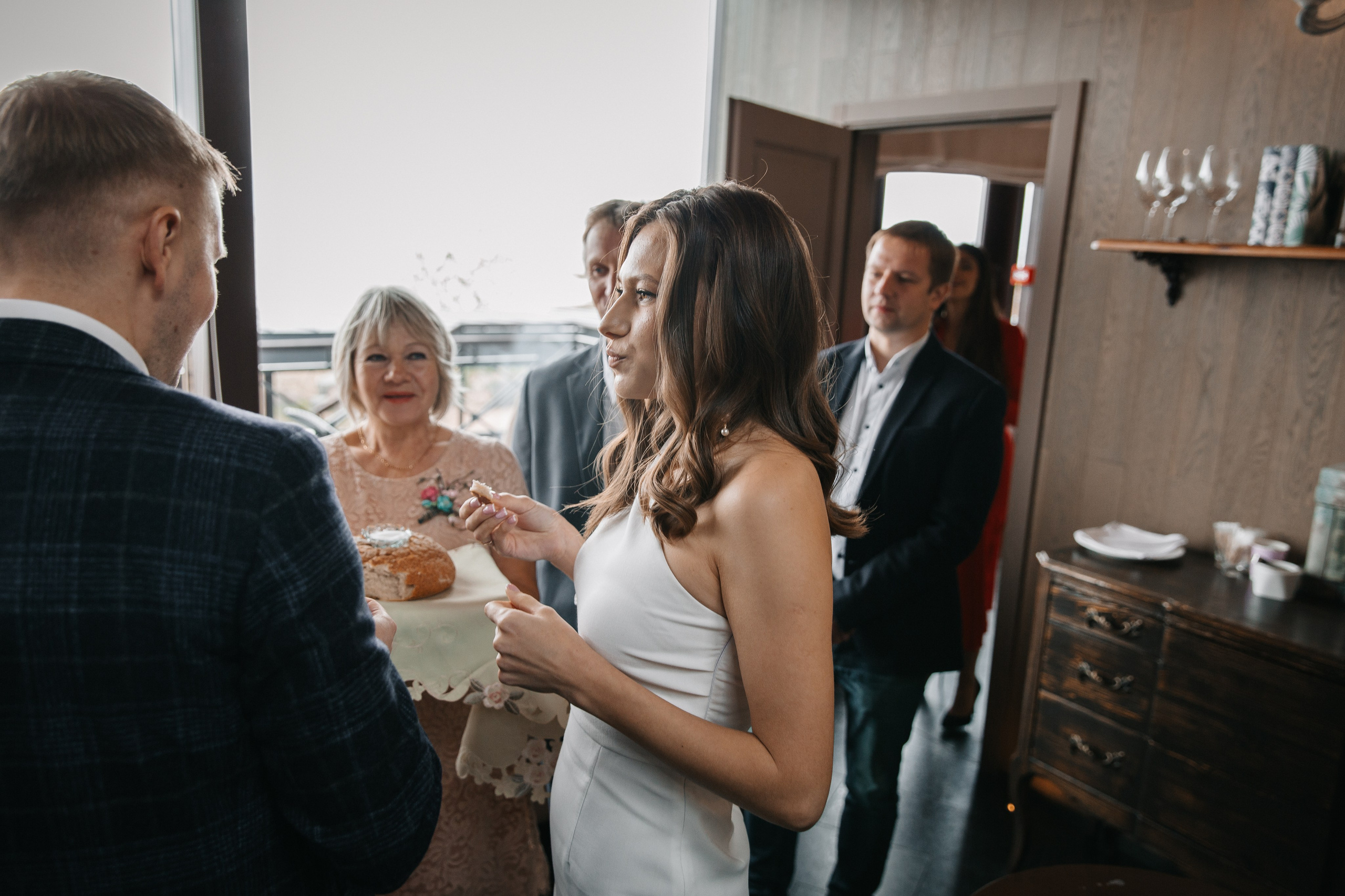 ЗАГС Курортного района (г. Сестрорецк) | сентябрь. Свадебный фотограф в Санкт-Петербурге Полина Корзухина