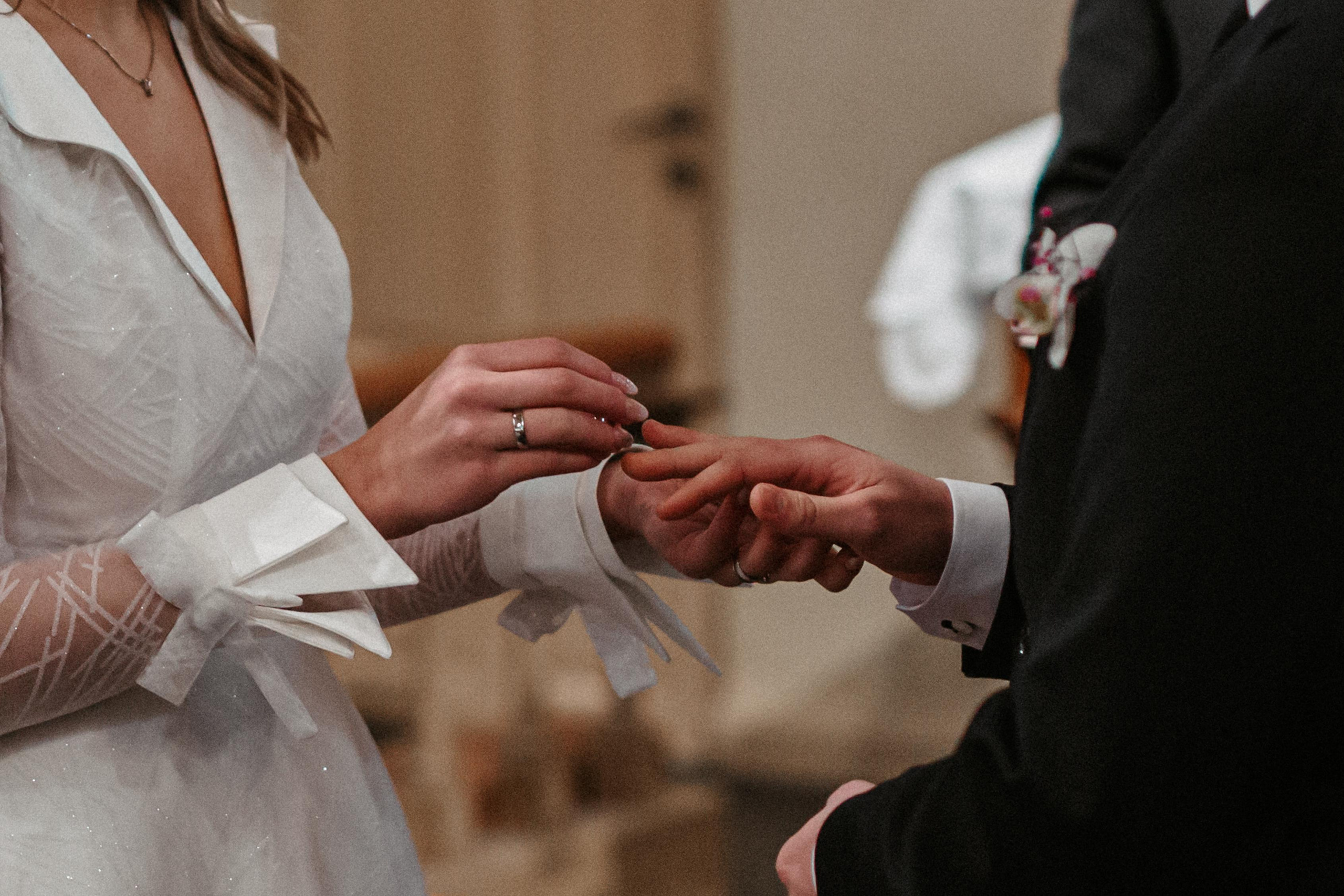 Winter wedding in rainy Stavanger. Свадебный фотограф Гродно Минск Destination wedding photographer