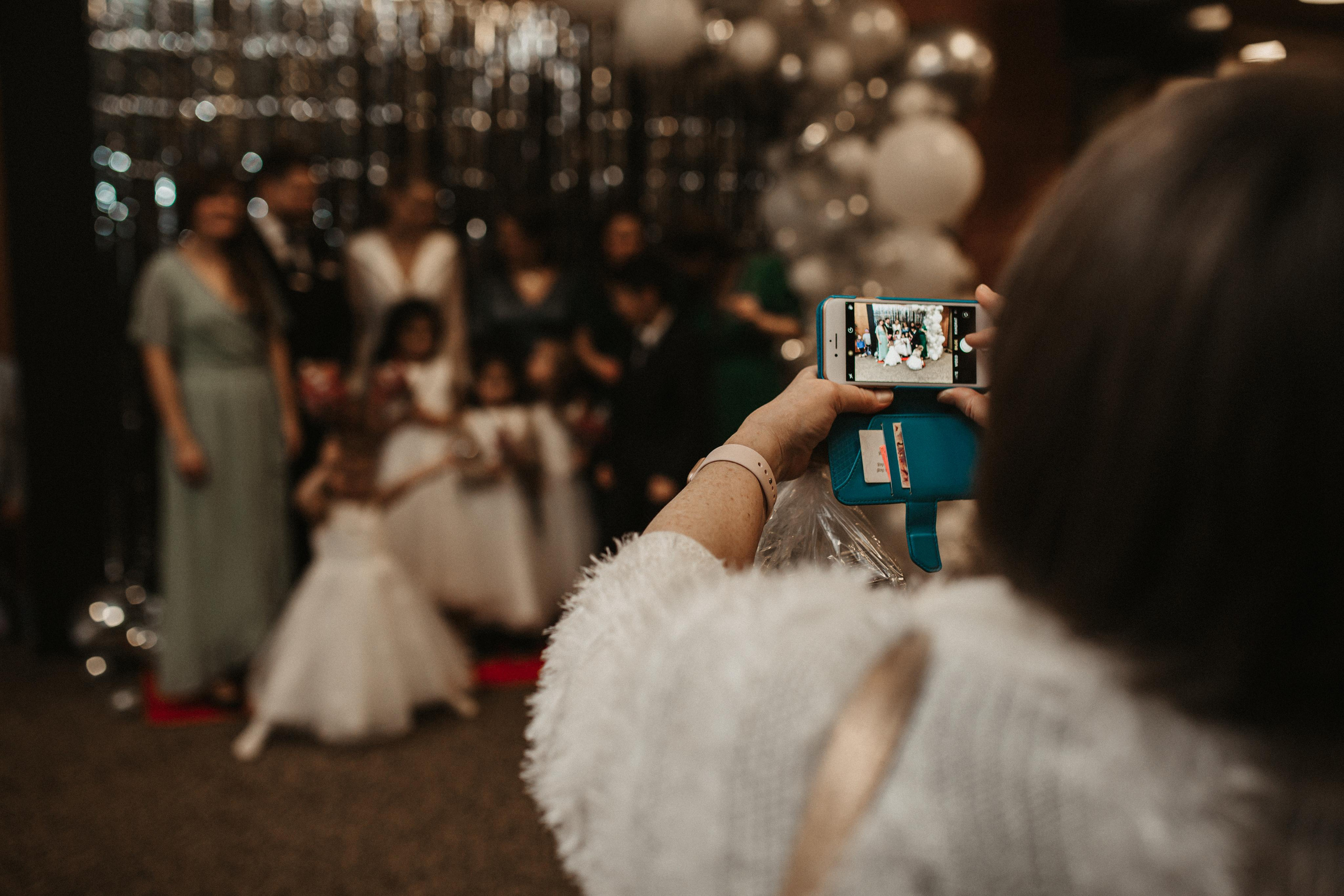 Winter wedding in rainy Stavanger. Свадебный фотограф Гродно Минск Destination wedding photographer