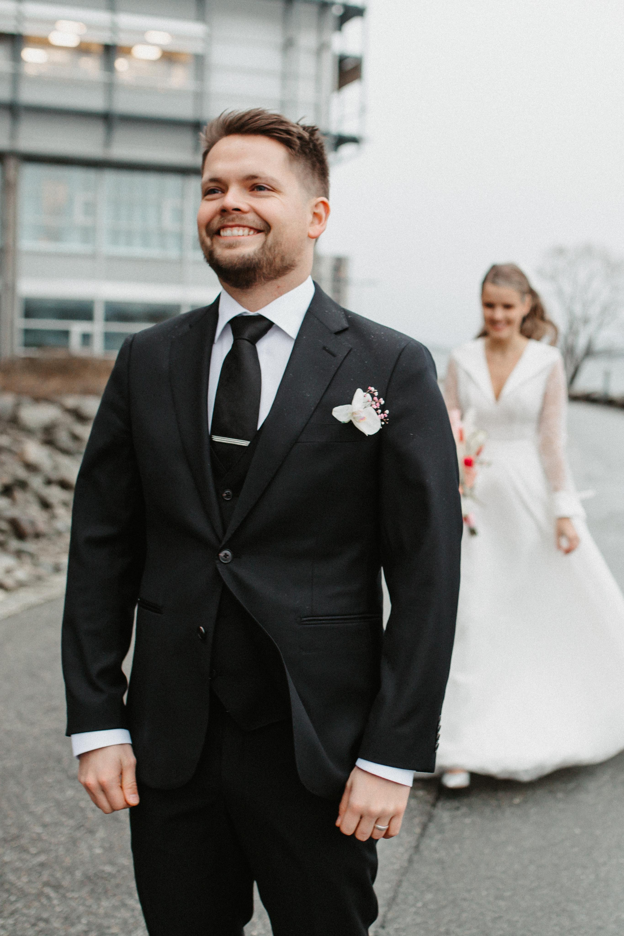 Winter wedding in rainy Stavanger. Свадебный фотограф Гродно Минск Destination wedding photographer