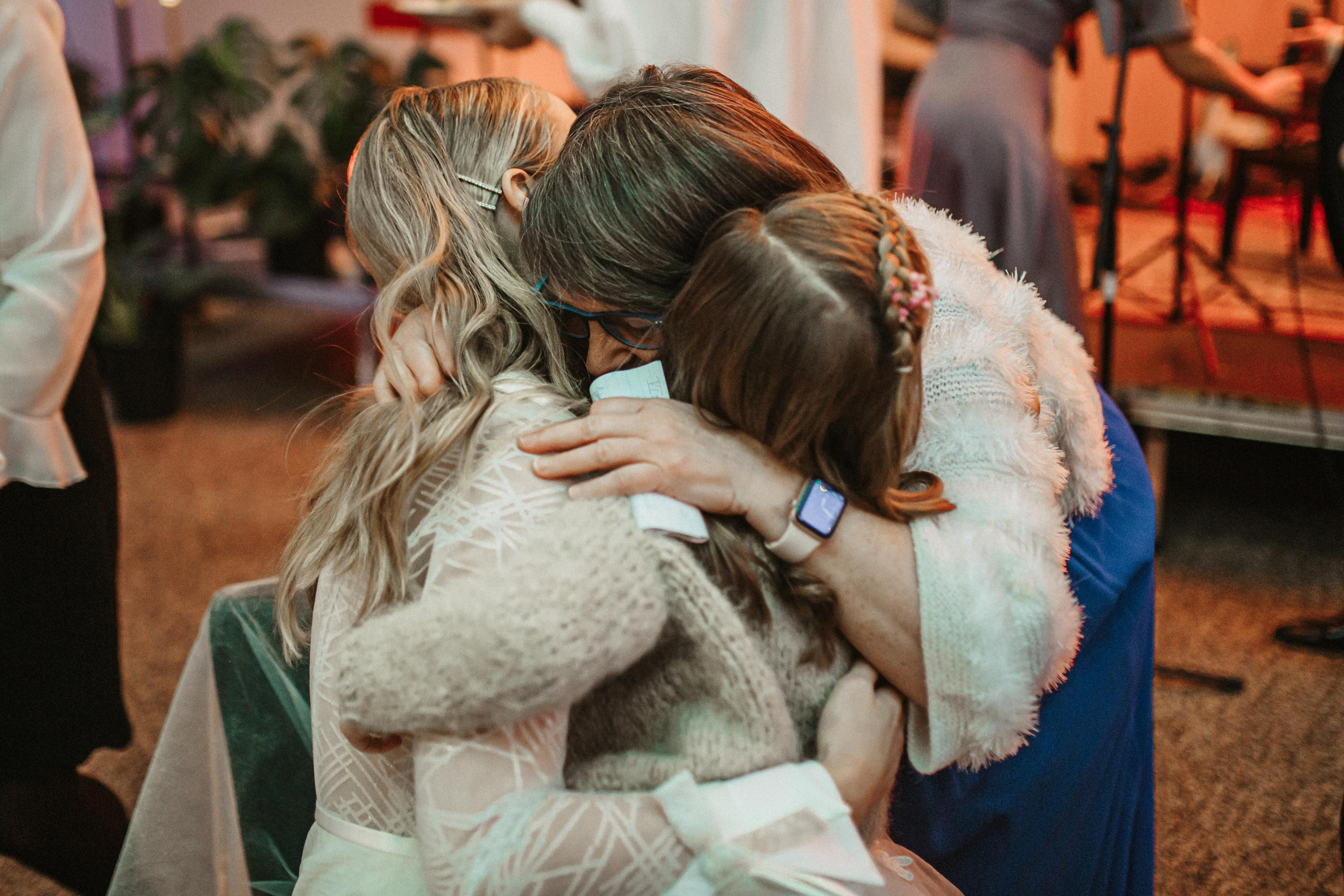 Winter wedding in rainy Stavanger. Свадебный фотограф Гродно Минск Destination wedding photographer