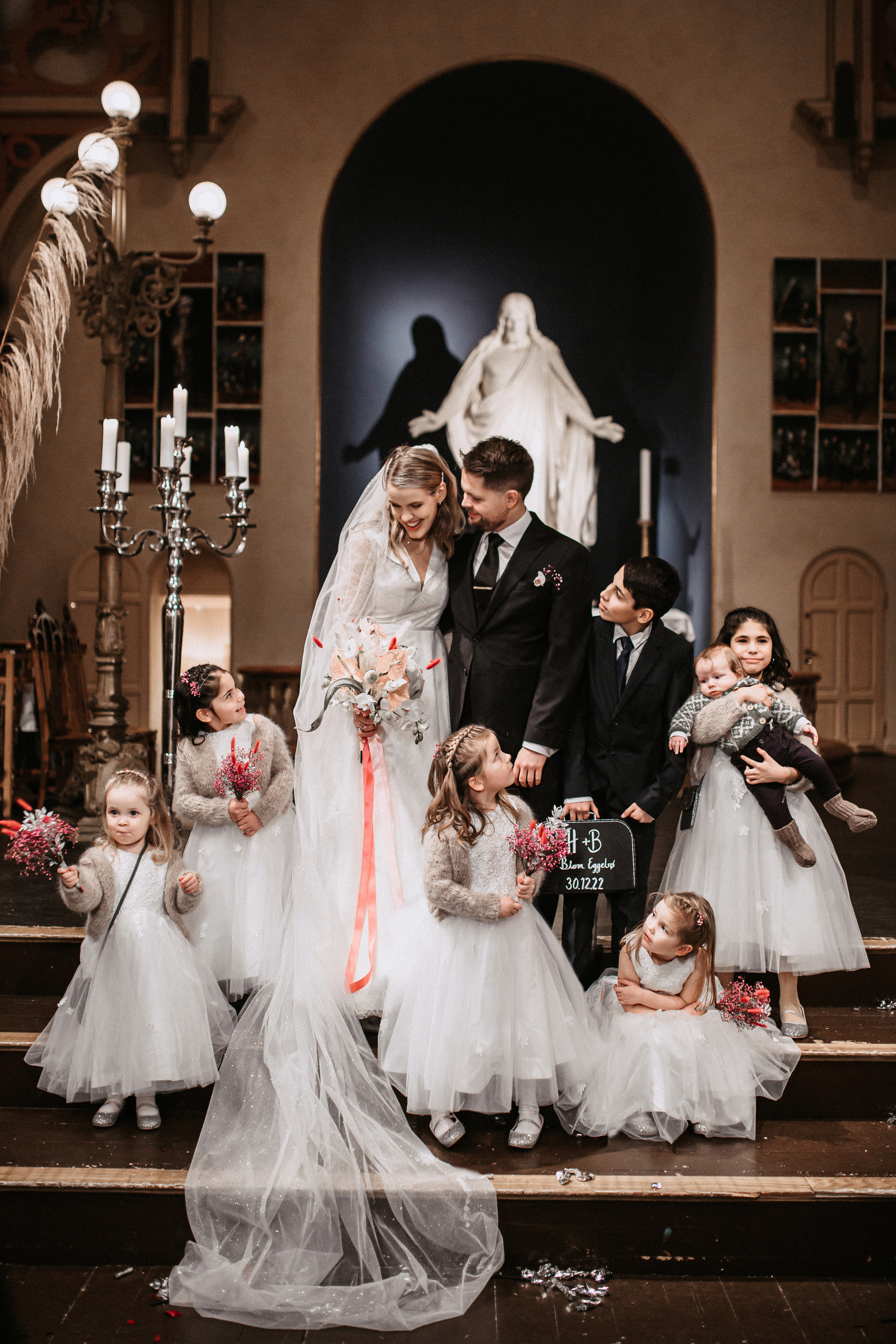 Winter wedding in rainy Stavanger. Свадебный фотограф Гродно Минск Destination wedding photographer