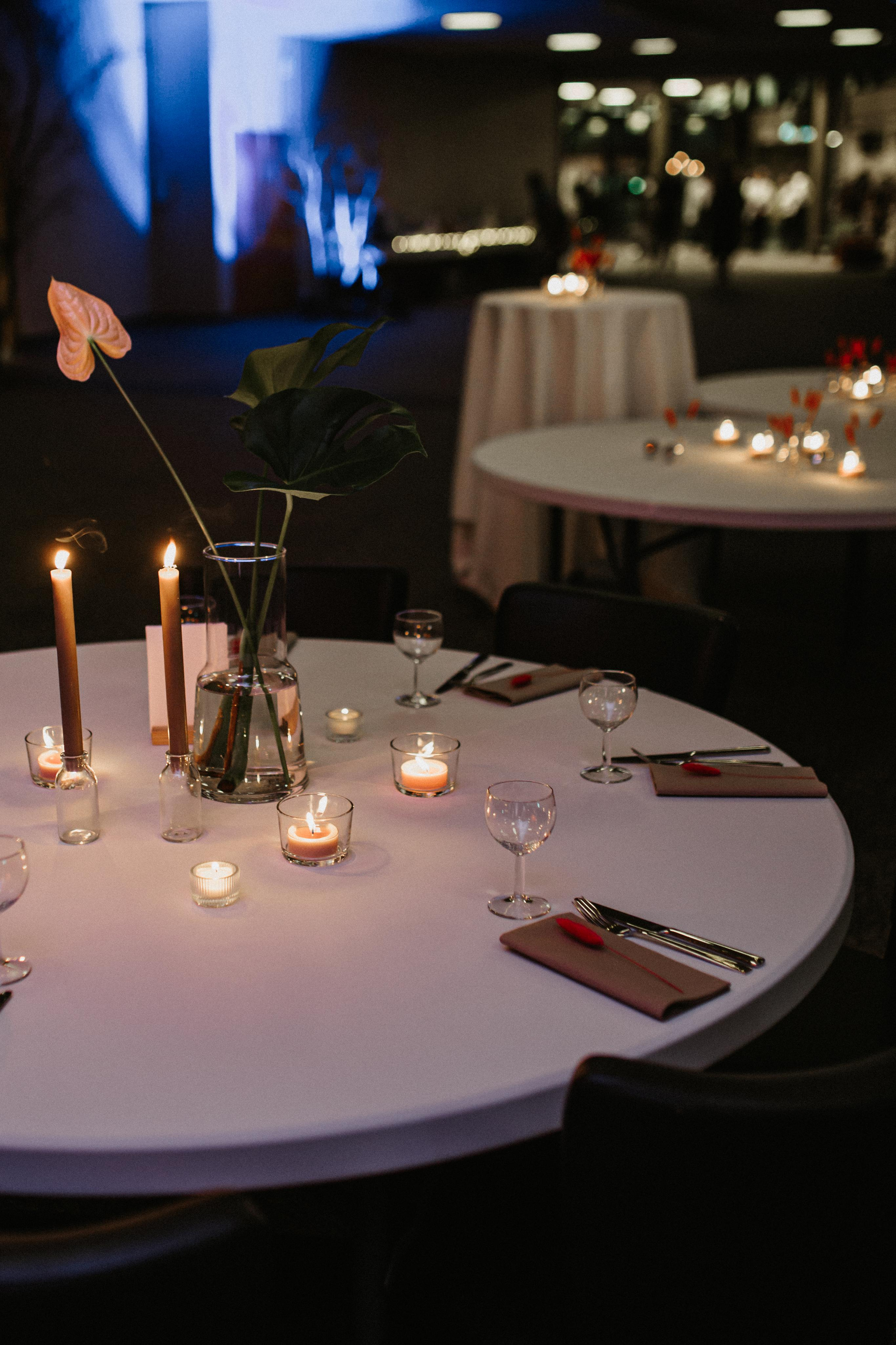 Winter wedding in rainy Stavanger. Свадебный фотограф Гродно Минск Destination wedding photographer