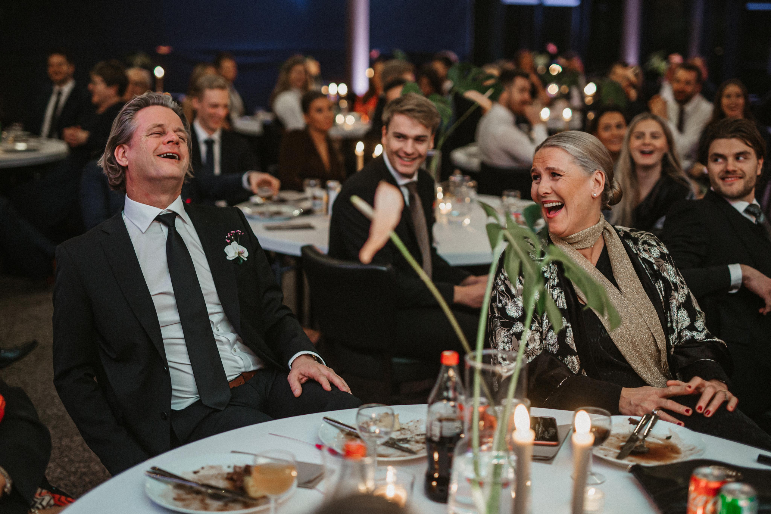 Winter wedding in rainy Stavanger. Свадебный фотограф Гродно Минск Destination wedding photographer