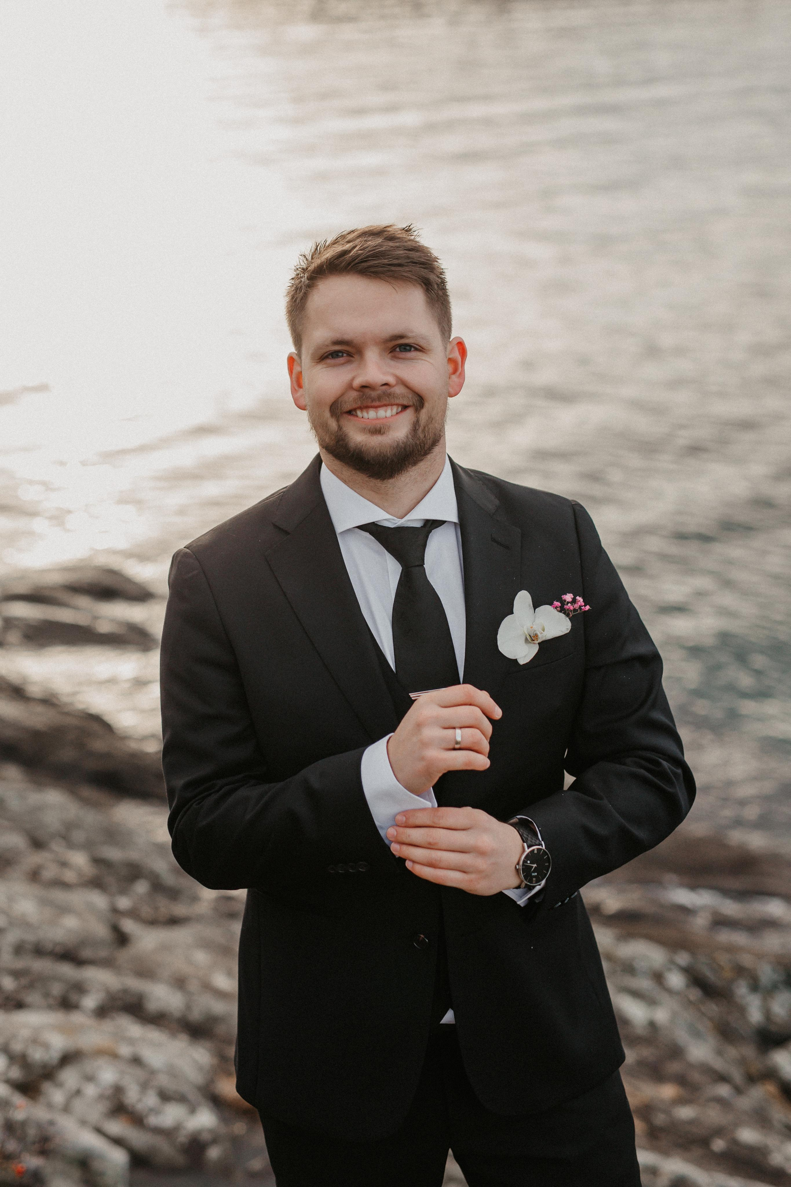 Winter wedding in rainy Stavanger. Свадебный фотограф Гродно Минск Destination wedding photographer