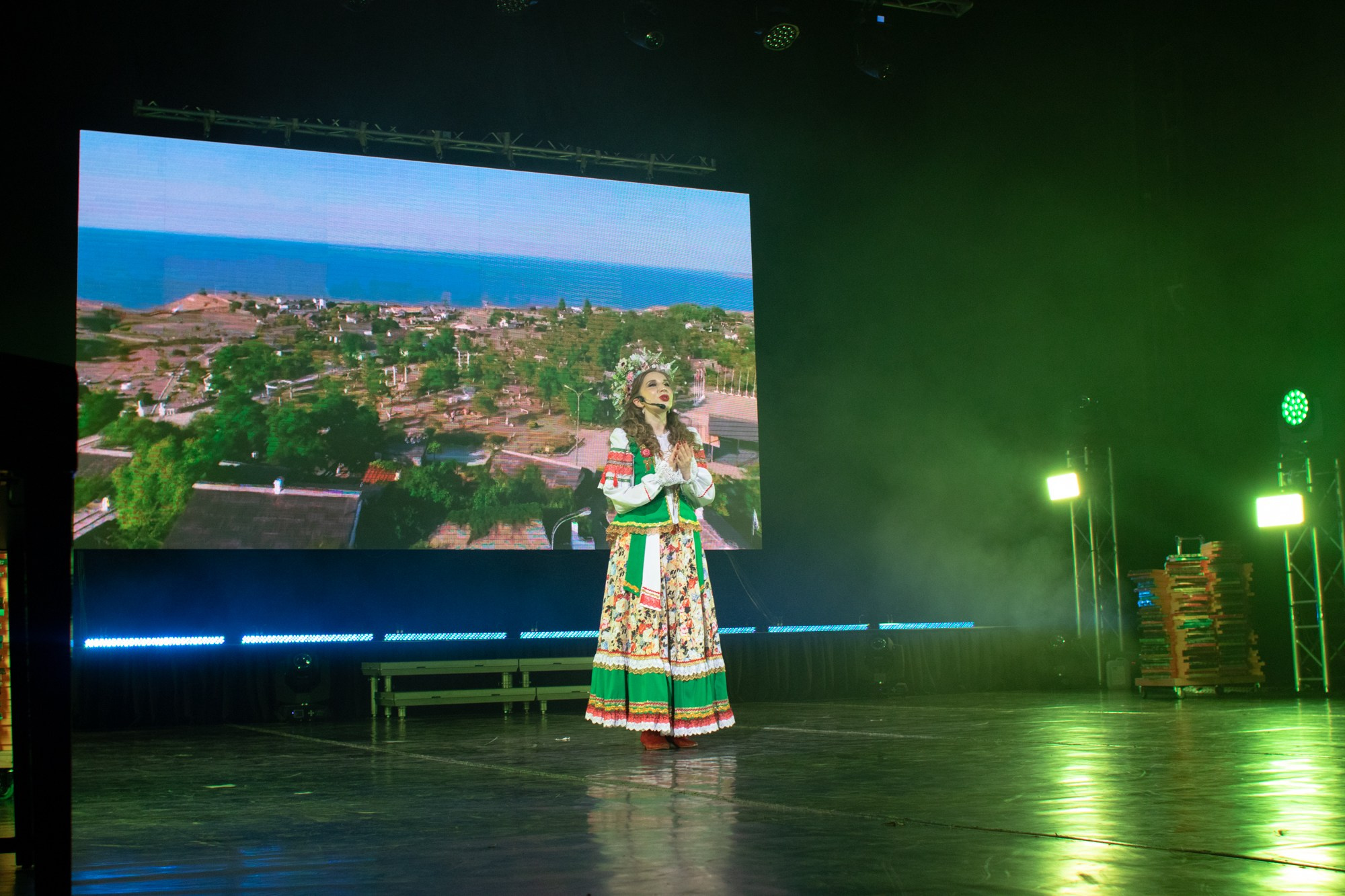 Конкурс красоты Мисс КубГУ 2021. Репортажный, промышленный и маркетплейс-фотограф Дмитрий Чернат