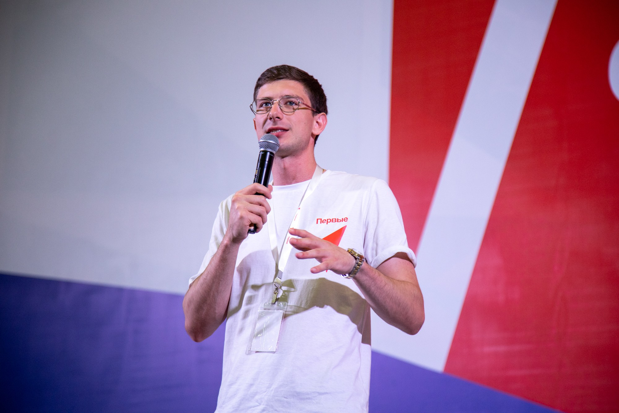 Первый фестиваль Движения Первых в Краснодаре. Репортажный, промышленный и маркетплейс-фотограф Дмитрий Чернат