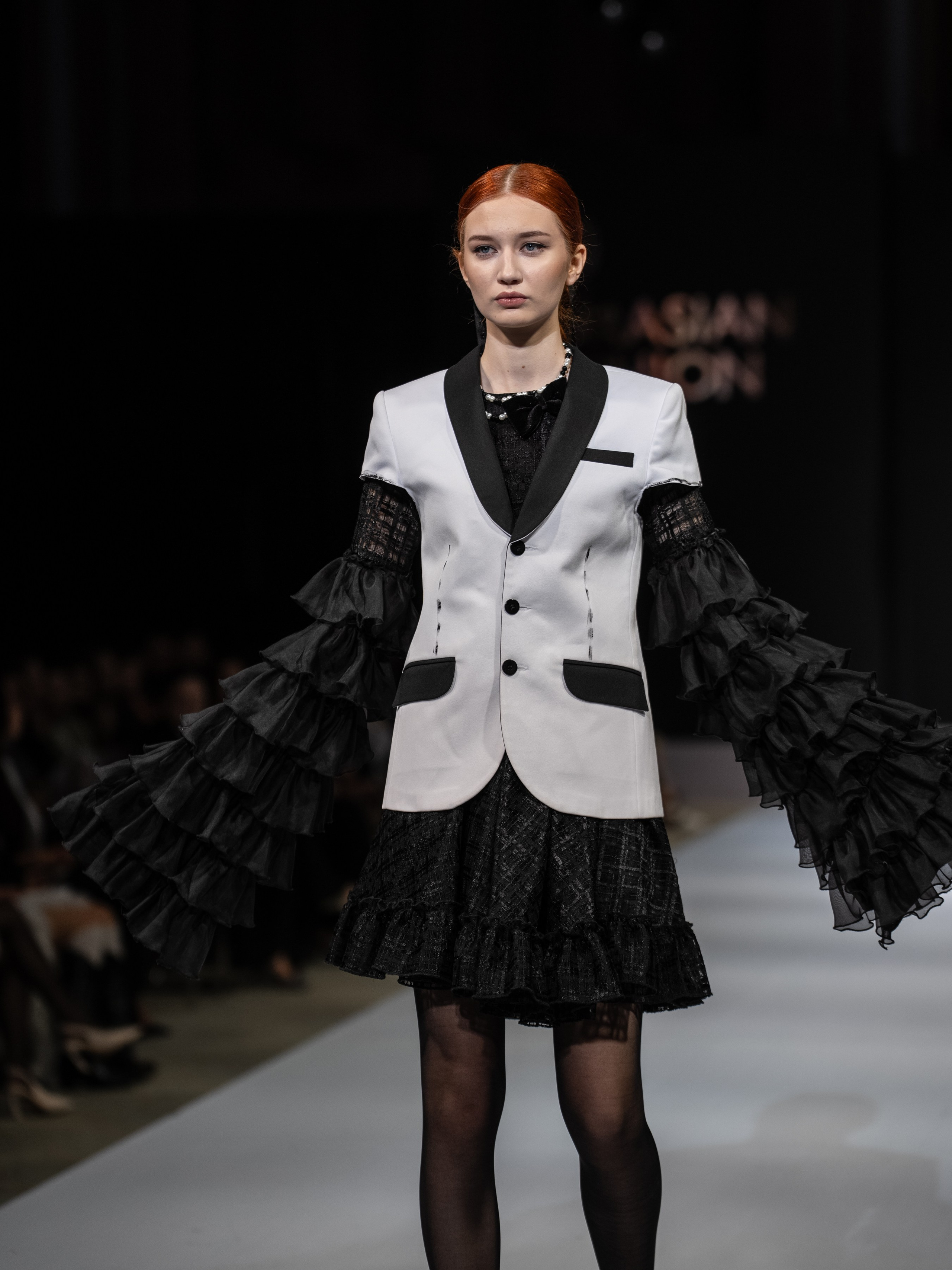EURASIAN FASHION WEEK Nurasem. Сайт Алматинского НЮ АРТ, будуар и фэшн фотографа Дениса Карпенко