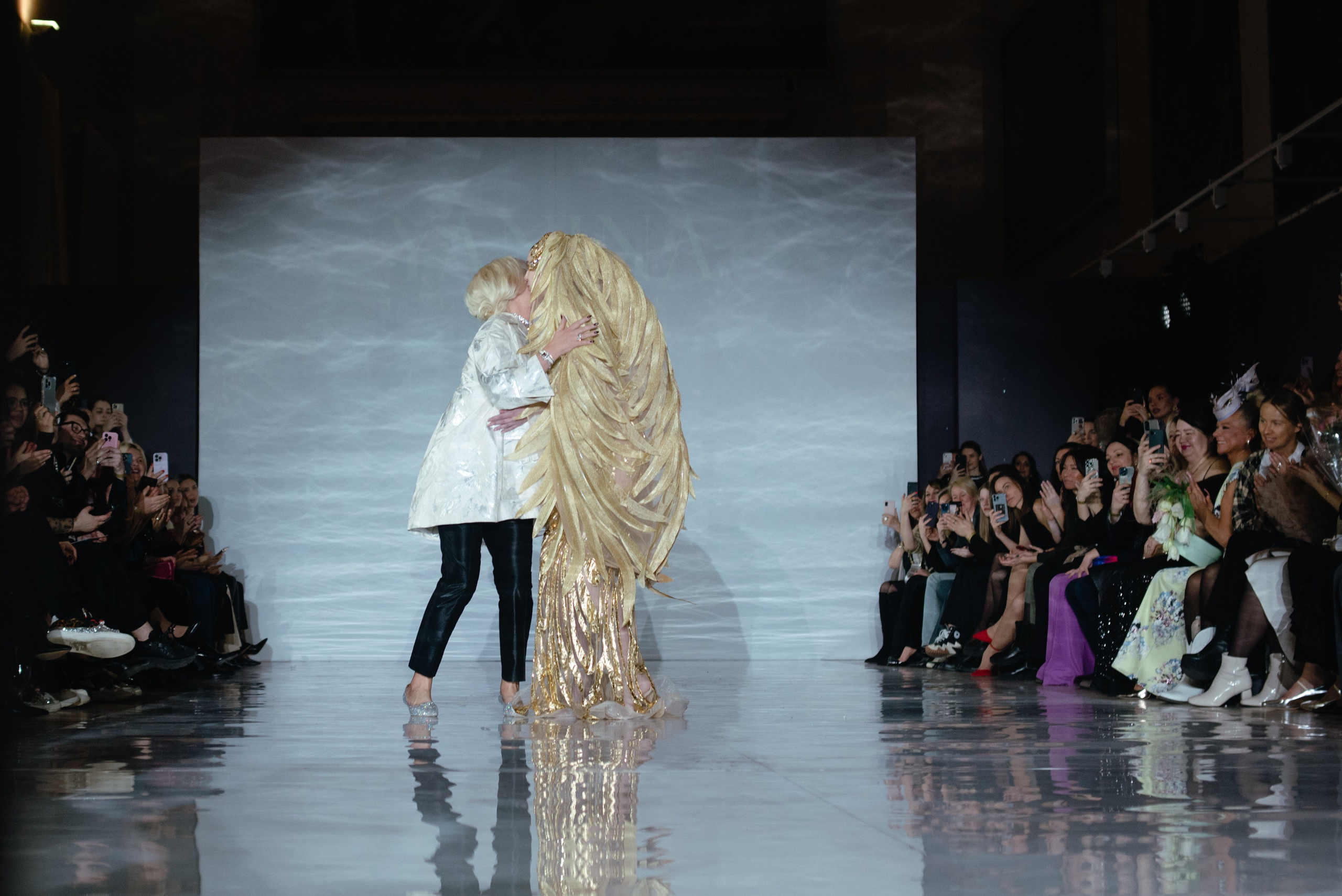 PODIUM SEASONS 2024 • YANINA. Фотограф Элина Брусенцева