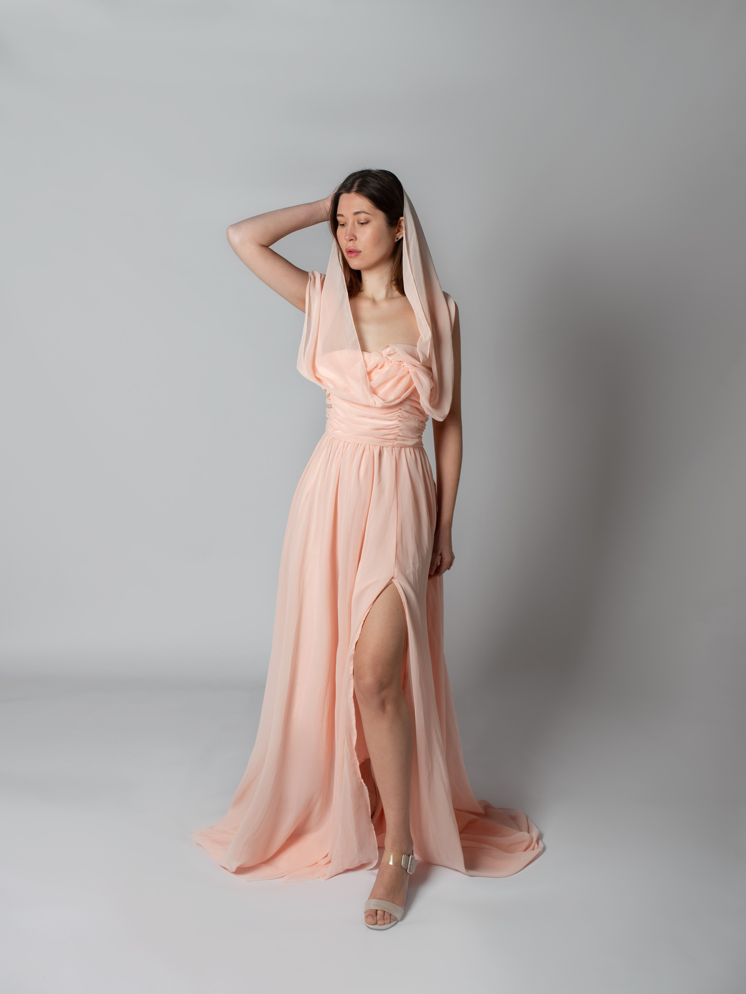 Развевающееся платье из шифона для розового озера напрокат в Севастополе