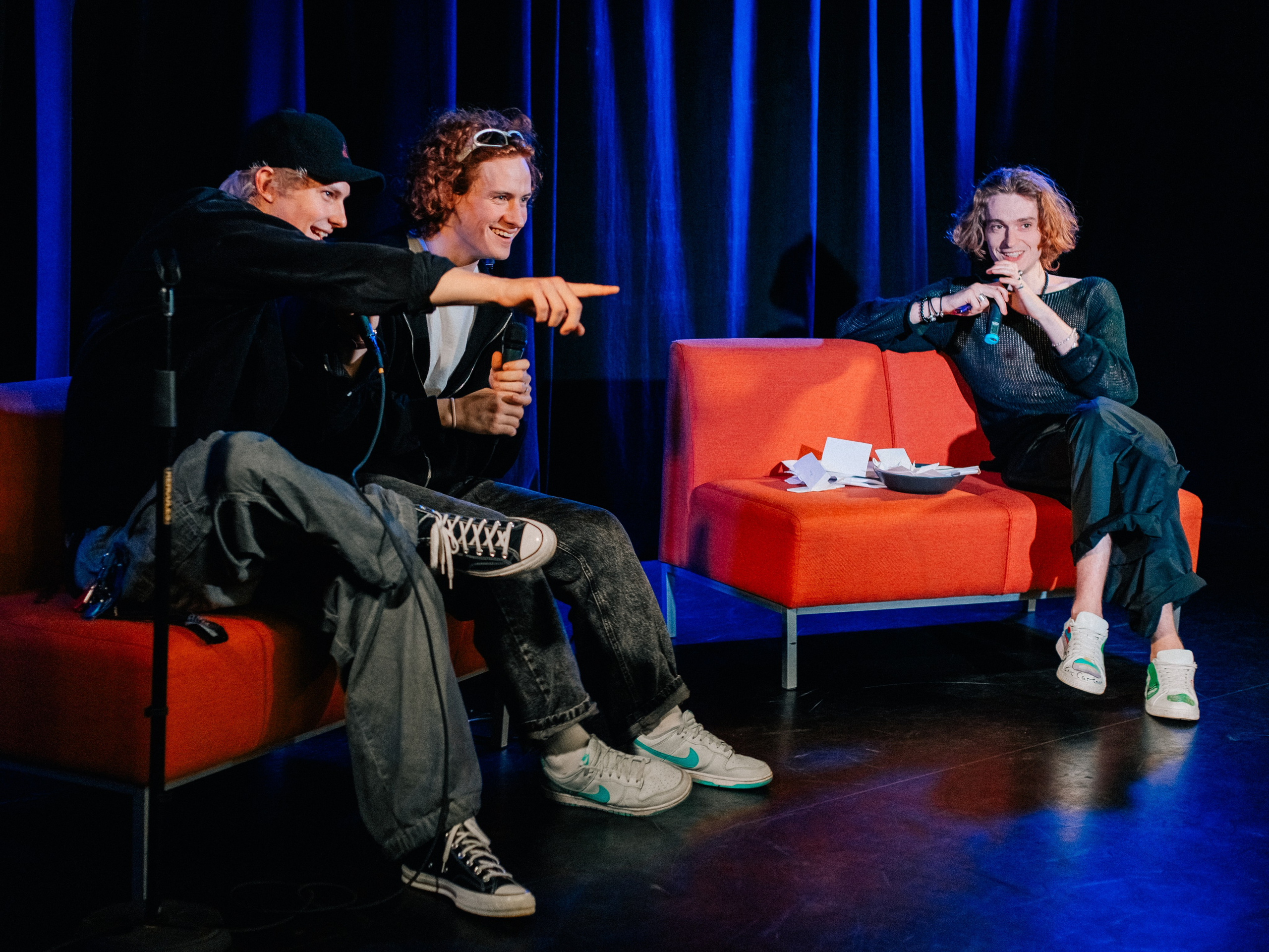 Квартирник «За пределами сюжета». Концертный фотограф Аля Рашпиль