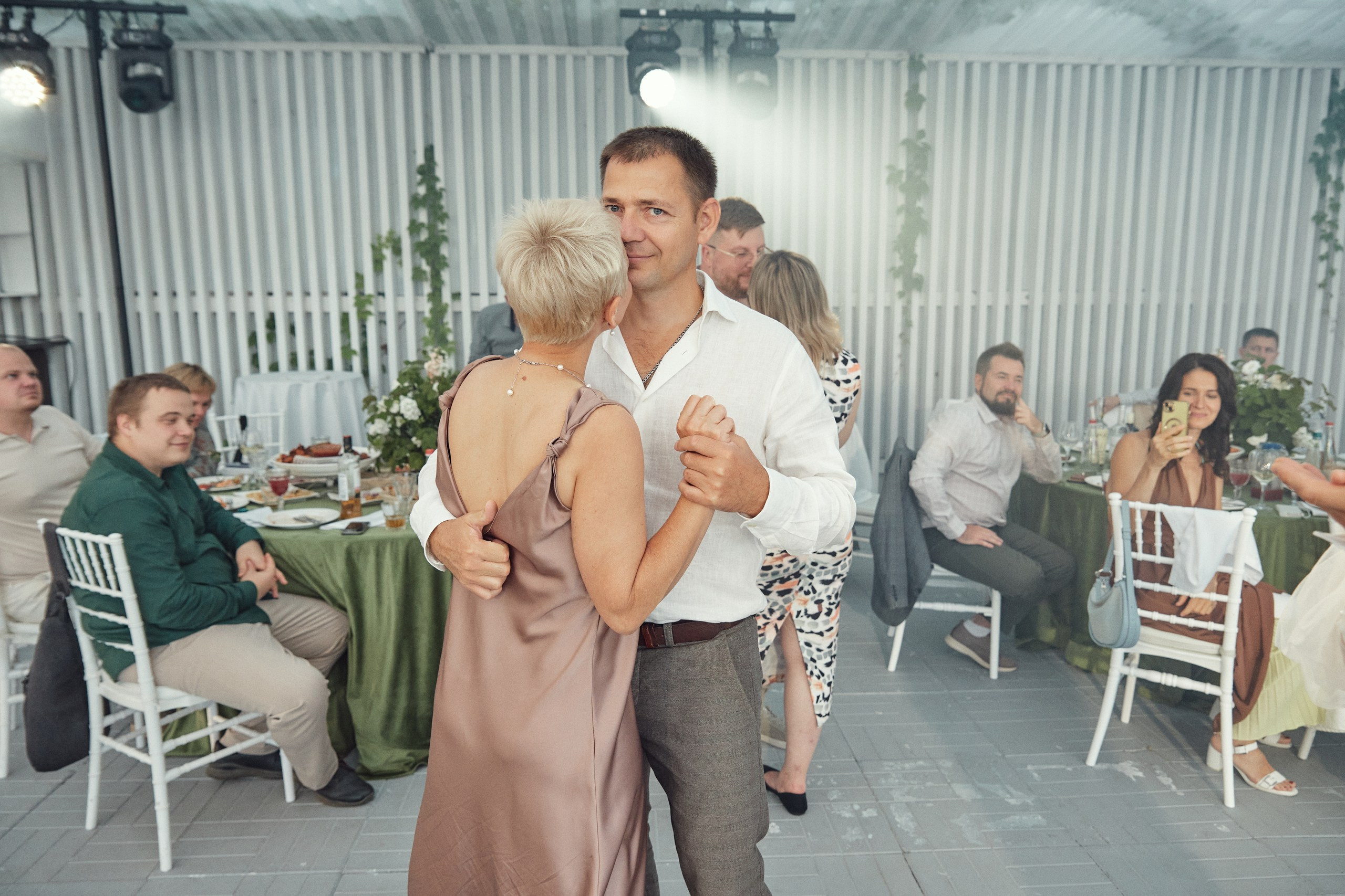 Счастье здесь. Свадебный фотограф Антон Артюшин. Работаю в Нижнем Новгороде и Москве