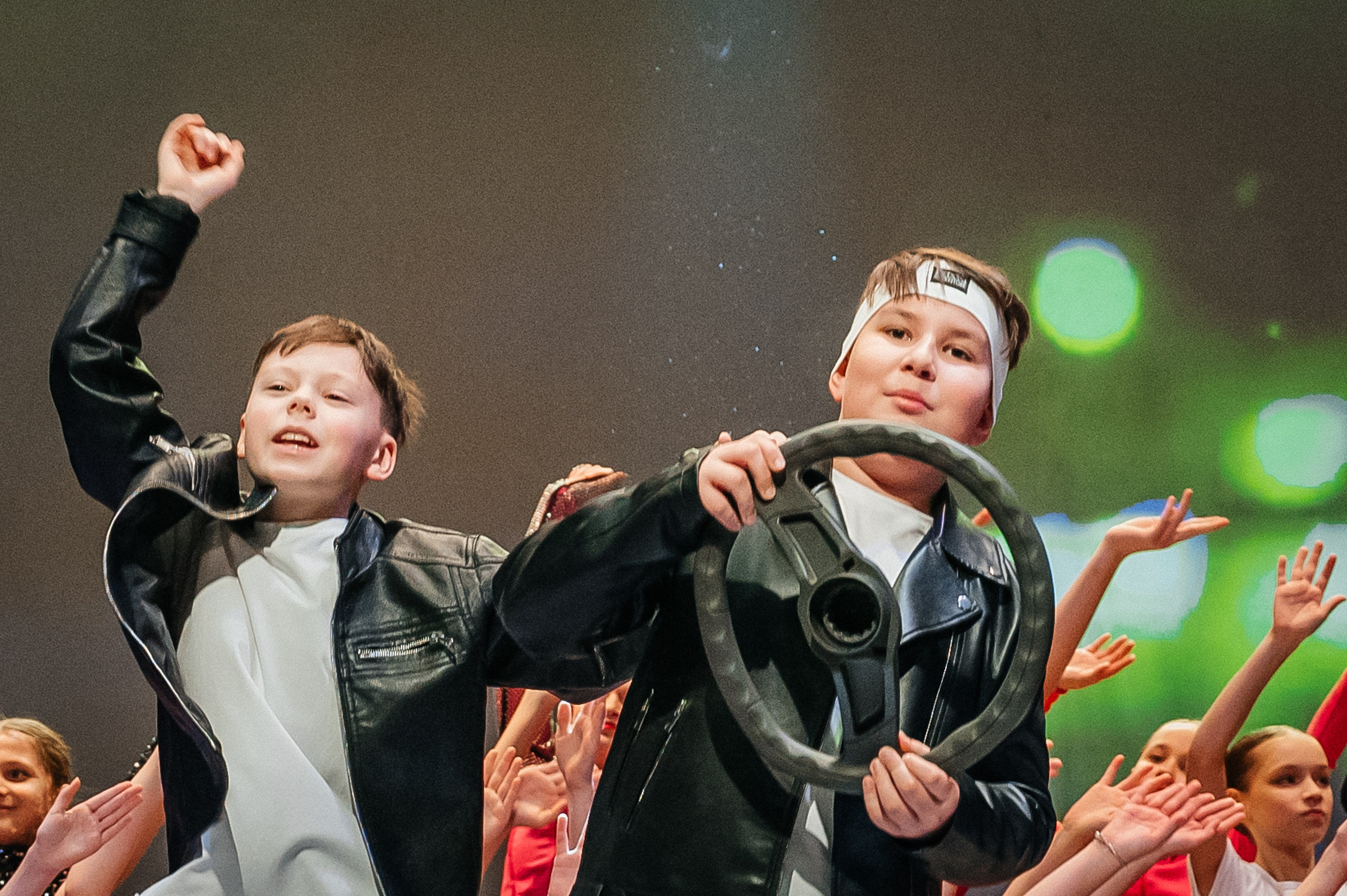 Танцы. Фотограф Елена Рогашкова