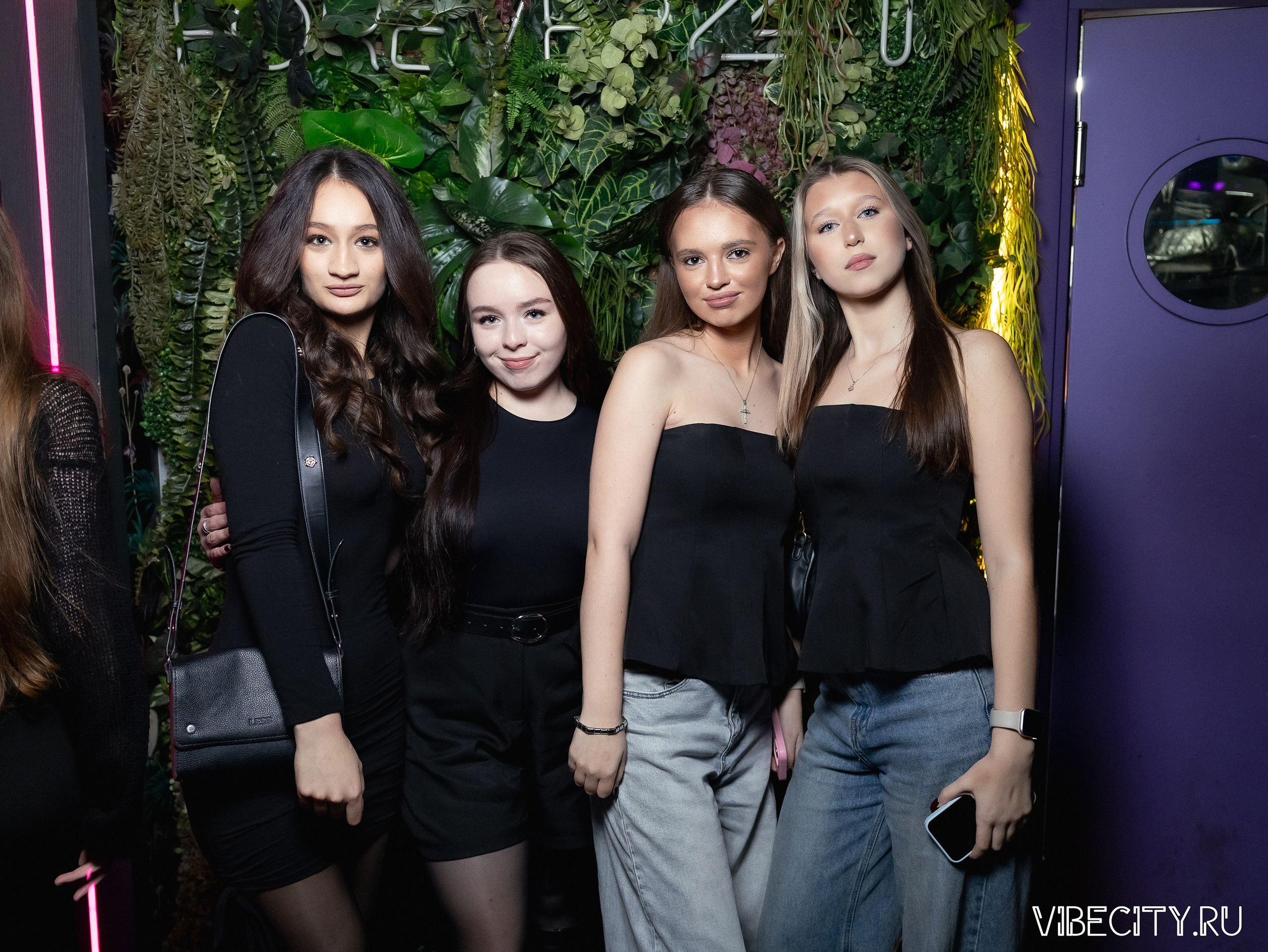 DOUBLE U. VIBECITY.RU Вайб Сити Ру Фоторепортажи Фотоотчеты Калининград