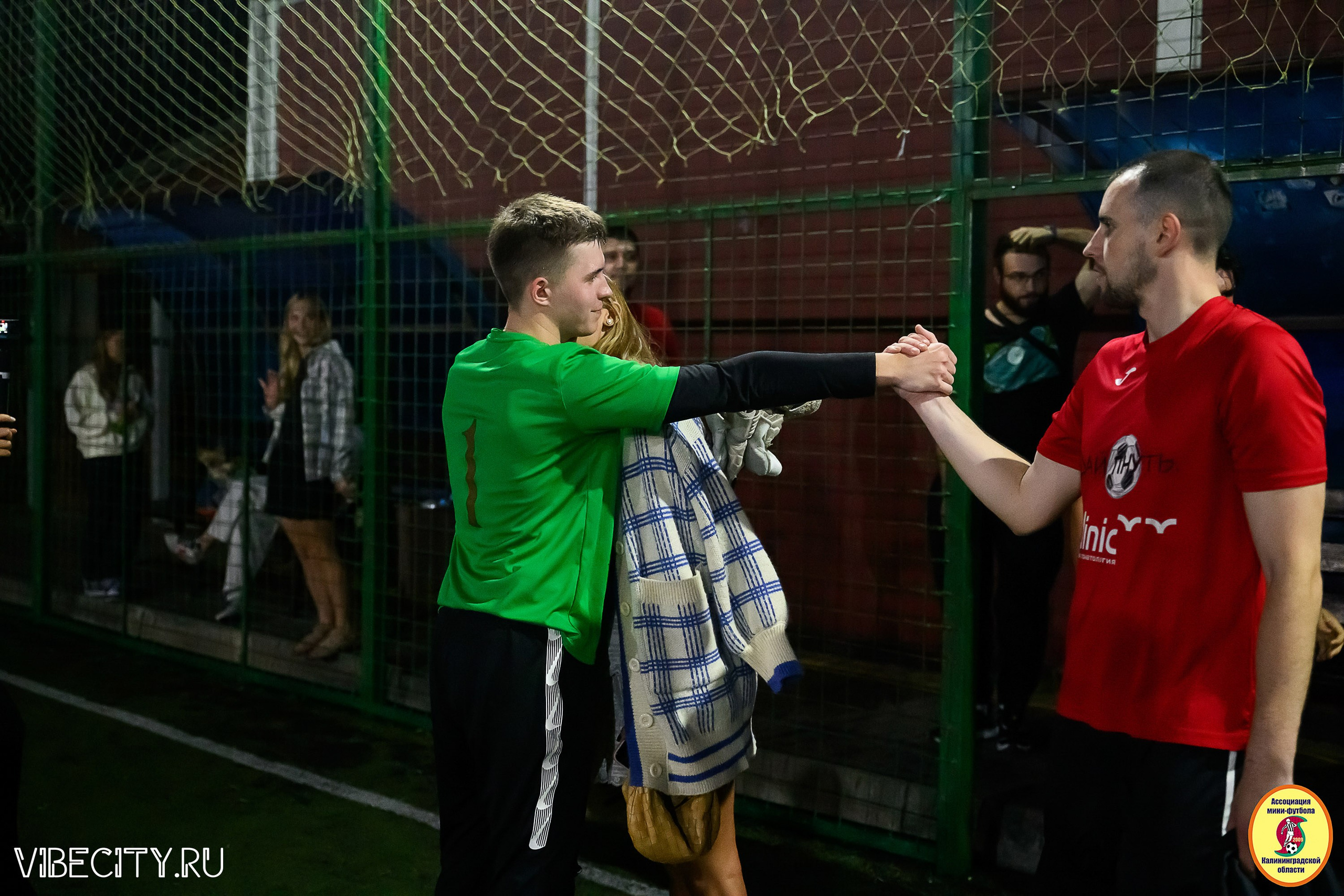 ФИНАЛЬНЫЕ ИГРЫ КУБКА МИНИ-ФУТБОЛЬНОЙ ЛИГИ И КУБКА КОРПОРАТИВНОЙ МФЛ 2025. VIBECITY.RU Вайб Сити Ру Фоторепортажи Фотоотчеты Калининград