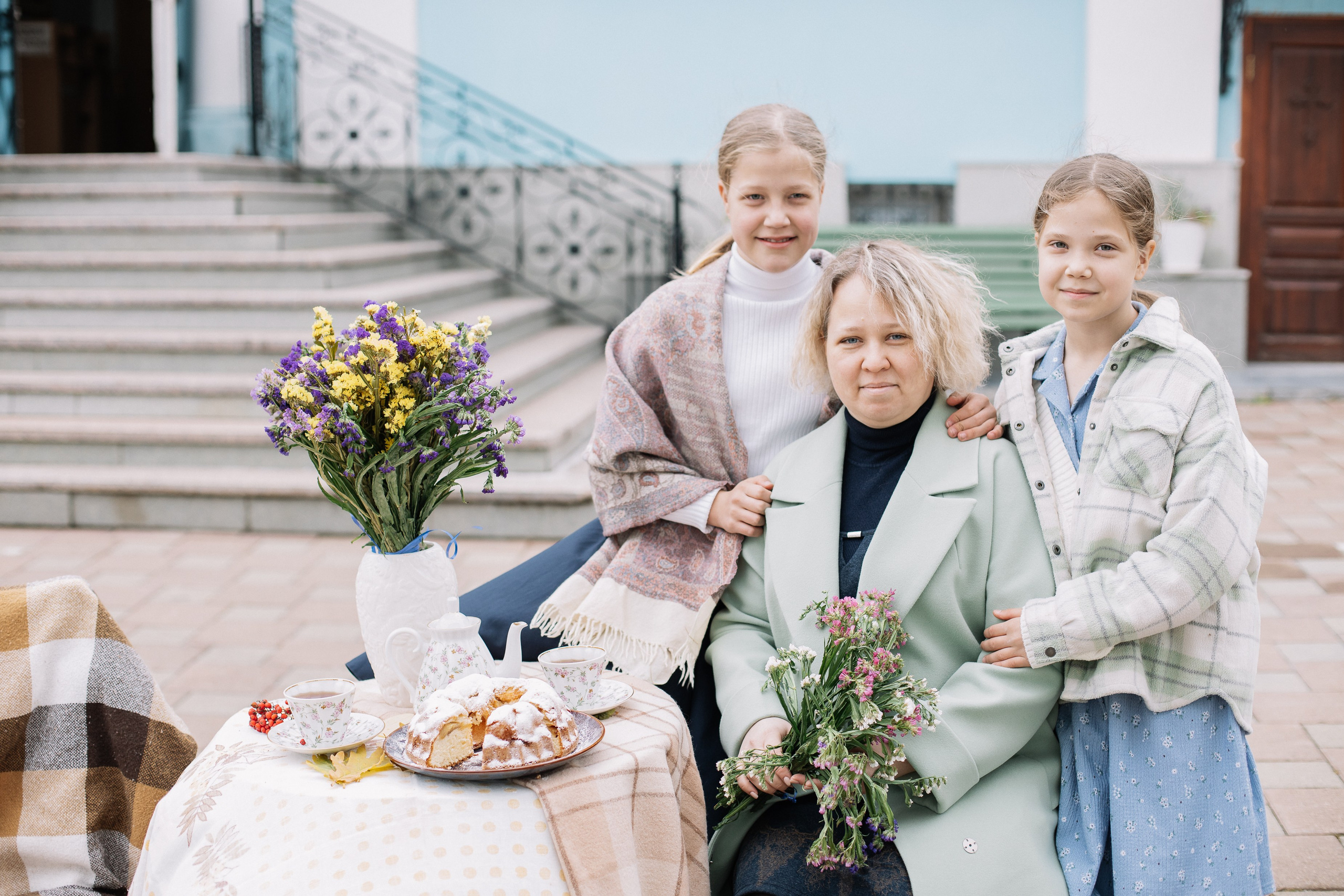 Покров в храме Иоанна Предтечи. Семейный фотограф Трусова Евгения в Екатеринбурге