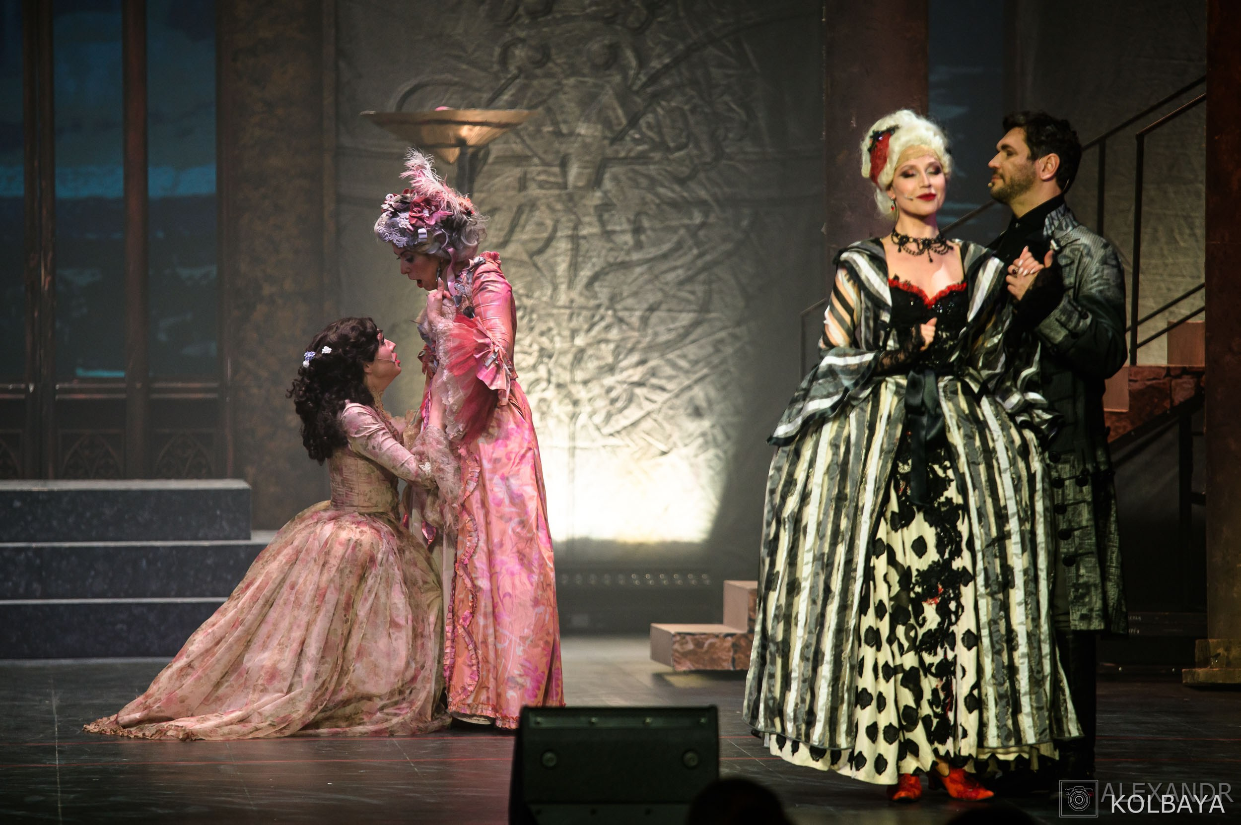 Опасные связи. Концертный и театральный репортажный фотограф в Москве Александр Колбая