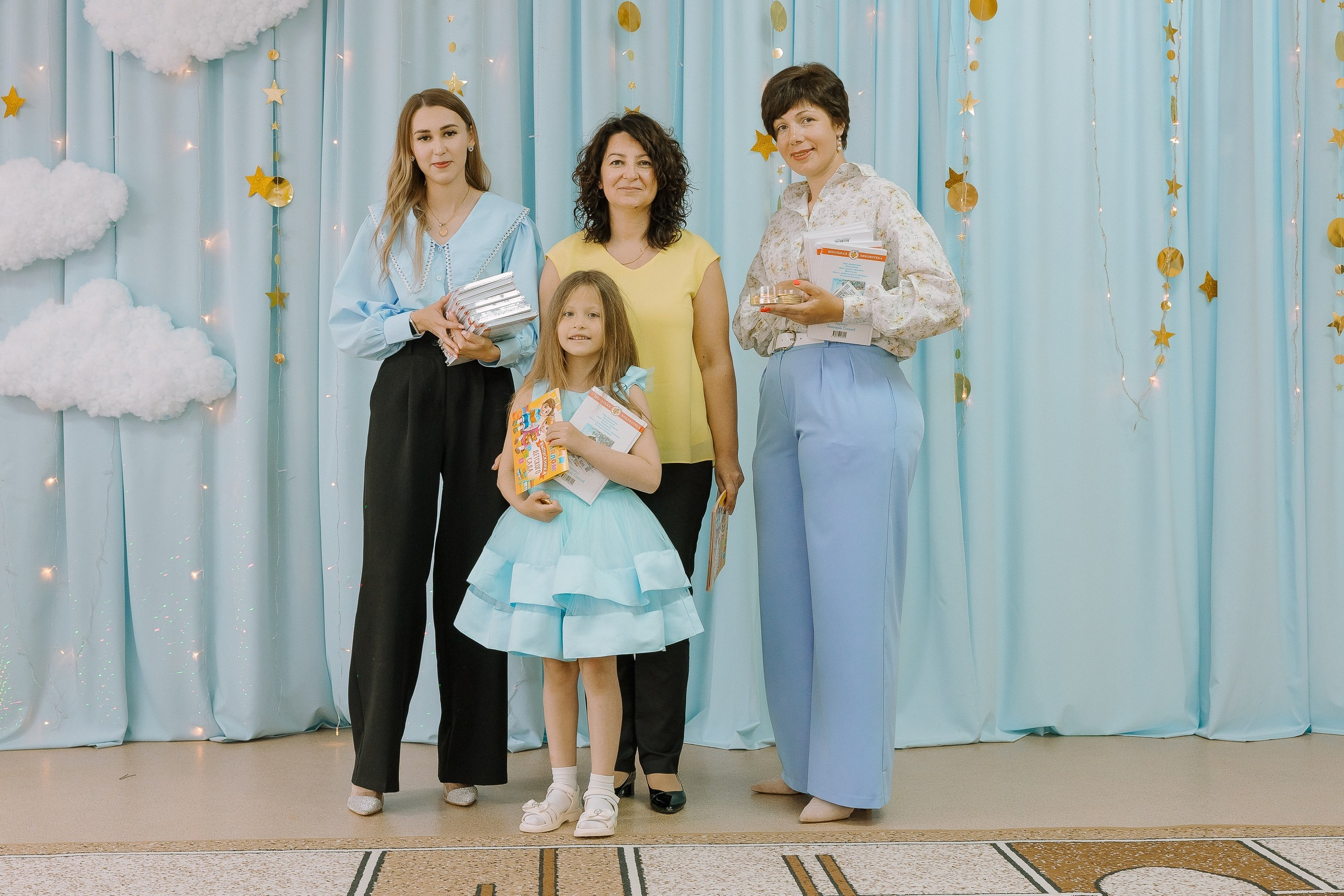 Выпускной в ДС -29. Выпускные альбомы Натальи Бутко: Новороссийск, Анапа, Геленджик