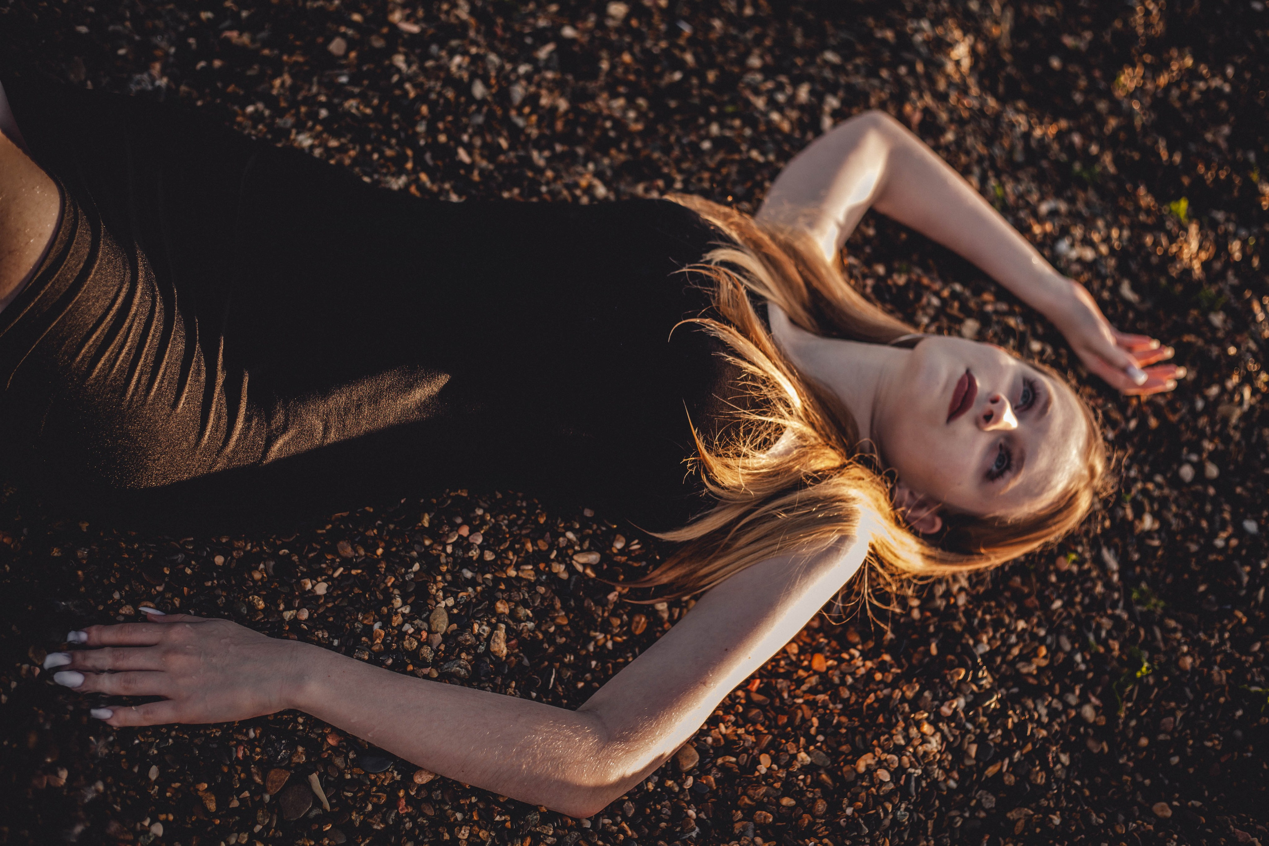 Поцелуи Волн. Уличный фотограф Города N