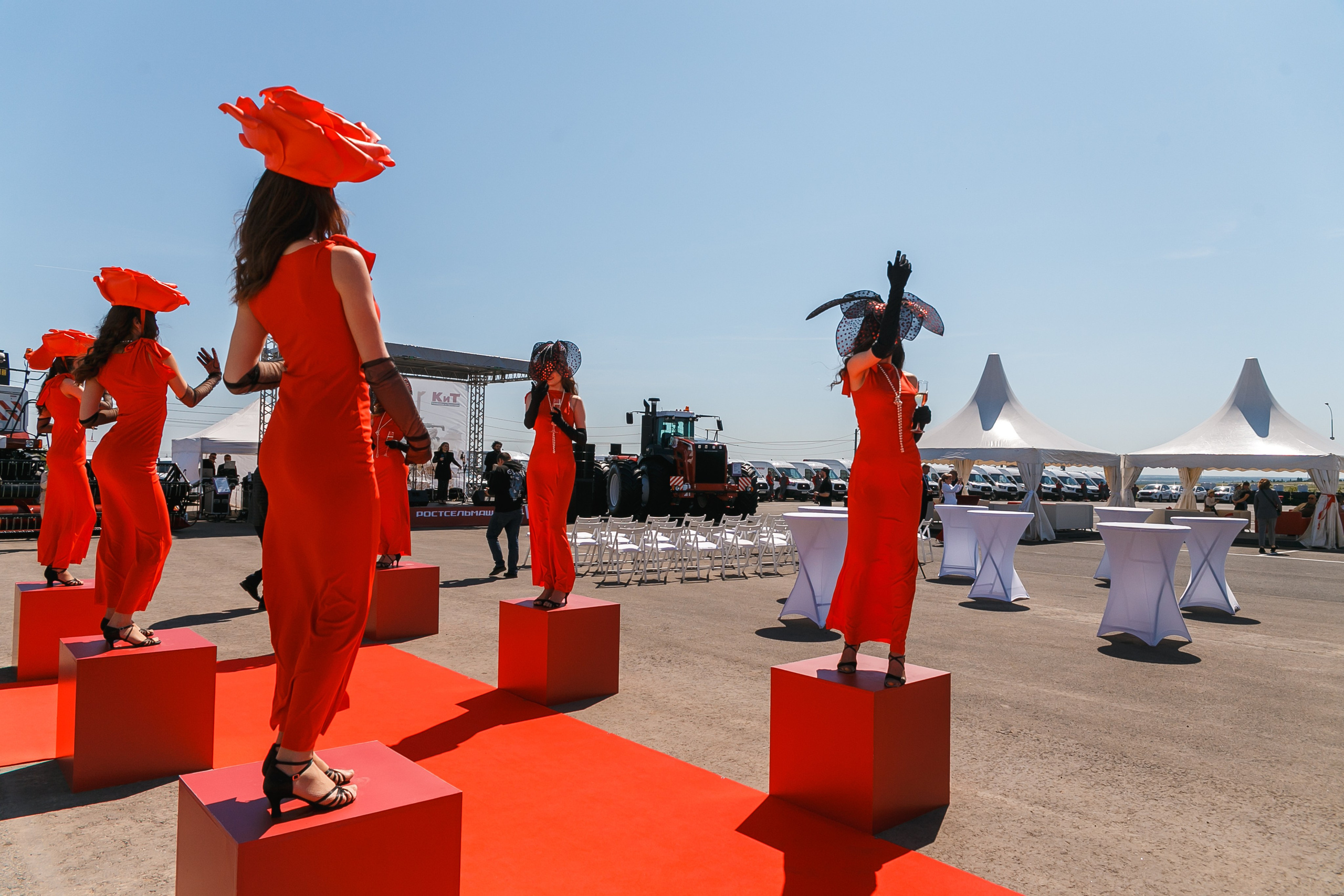 Открытие дилерского центра Ростсельмаш. Событийный фотограф Максим Бескоровайновнов