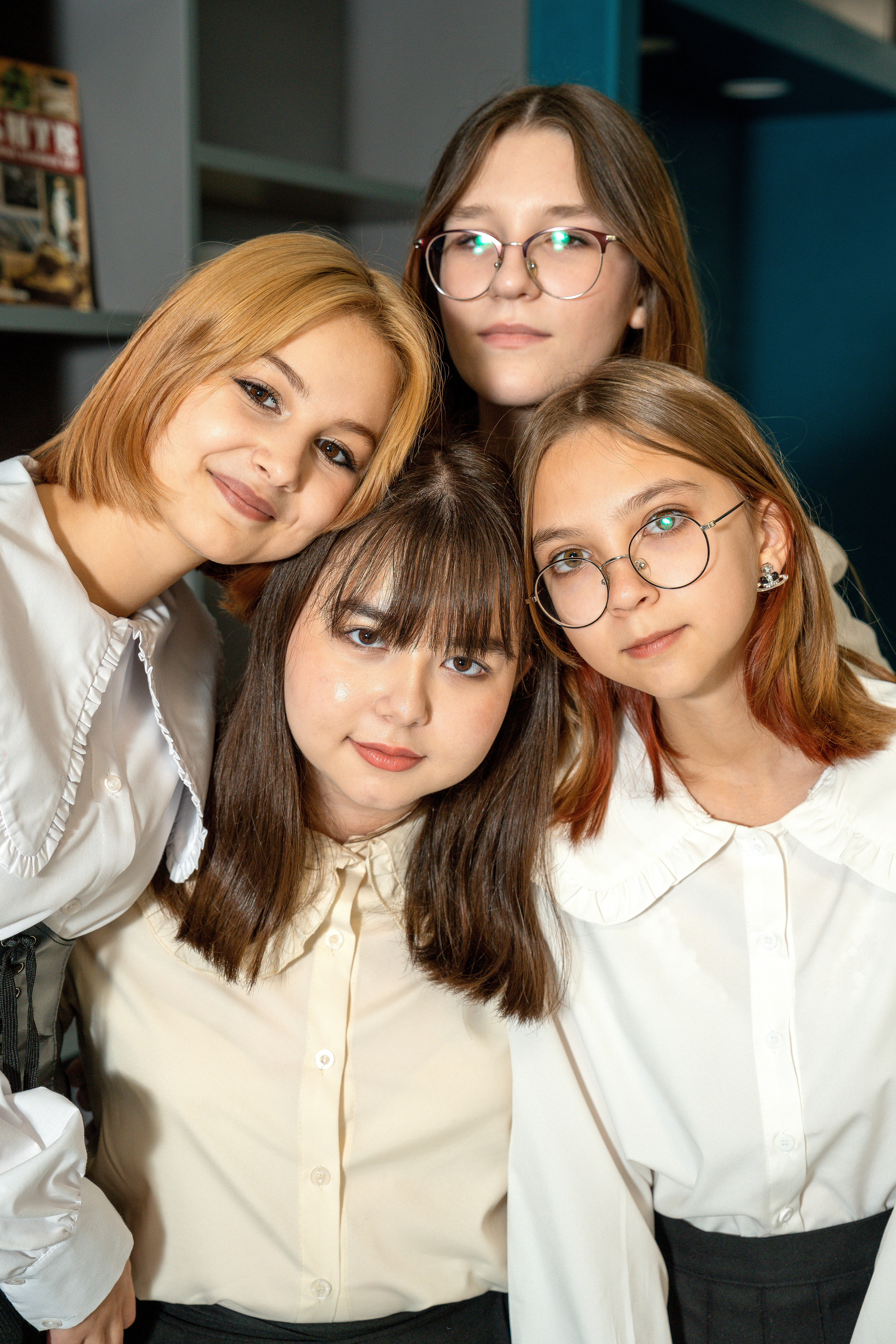 Выпускной альбом с 9 класса Школьная выпускная фотокнига