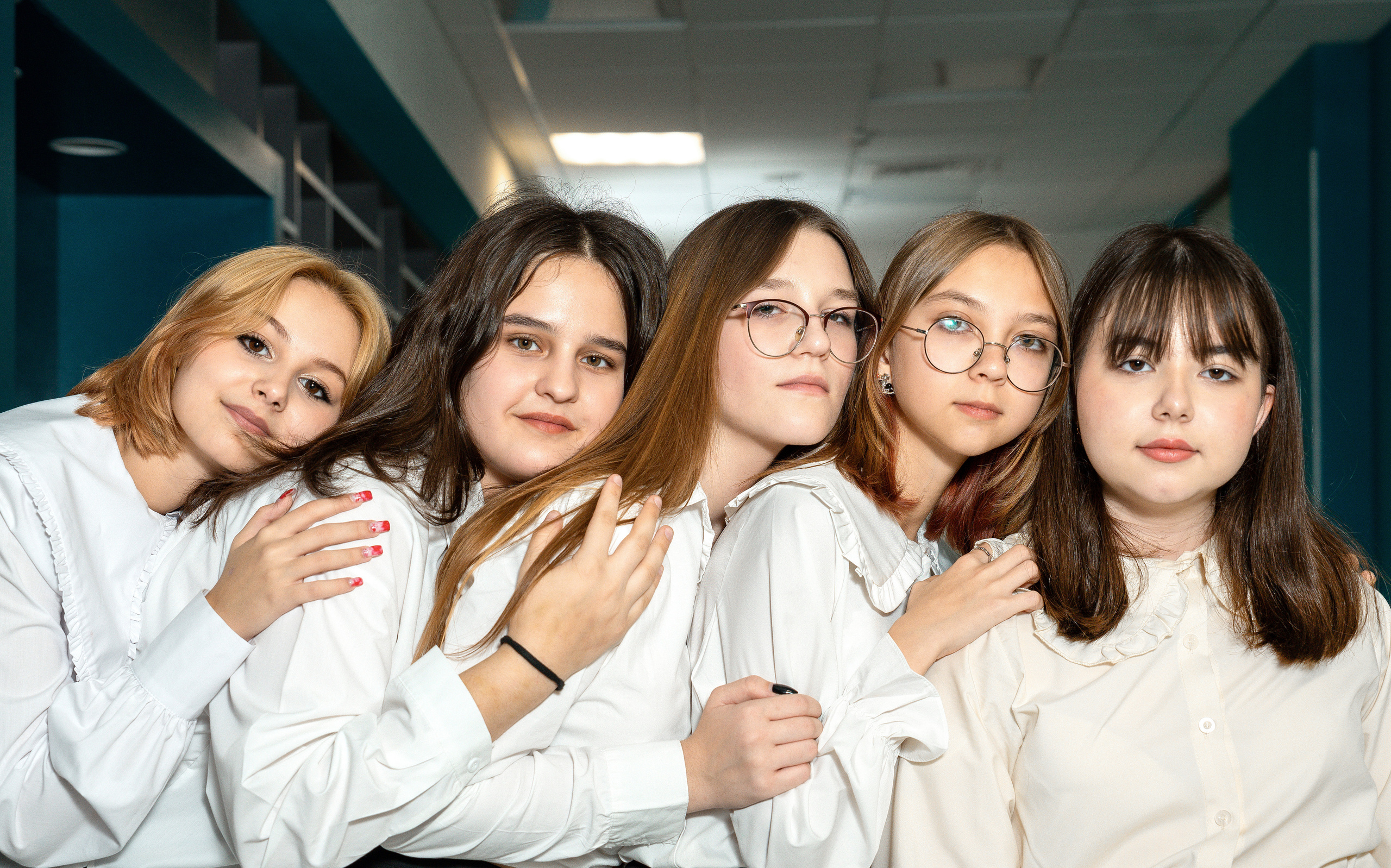 Выпускной альбом с 9 класса Школьная выпускная фотокнига