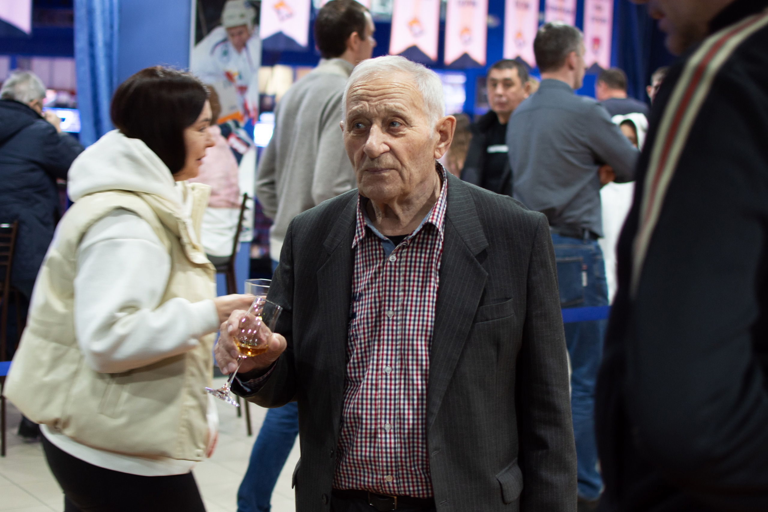 Призетация ТАНК в арене Металлург. Evgeniy Roslov