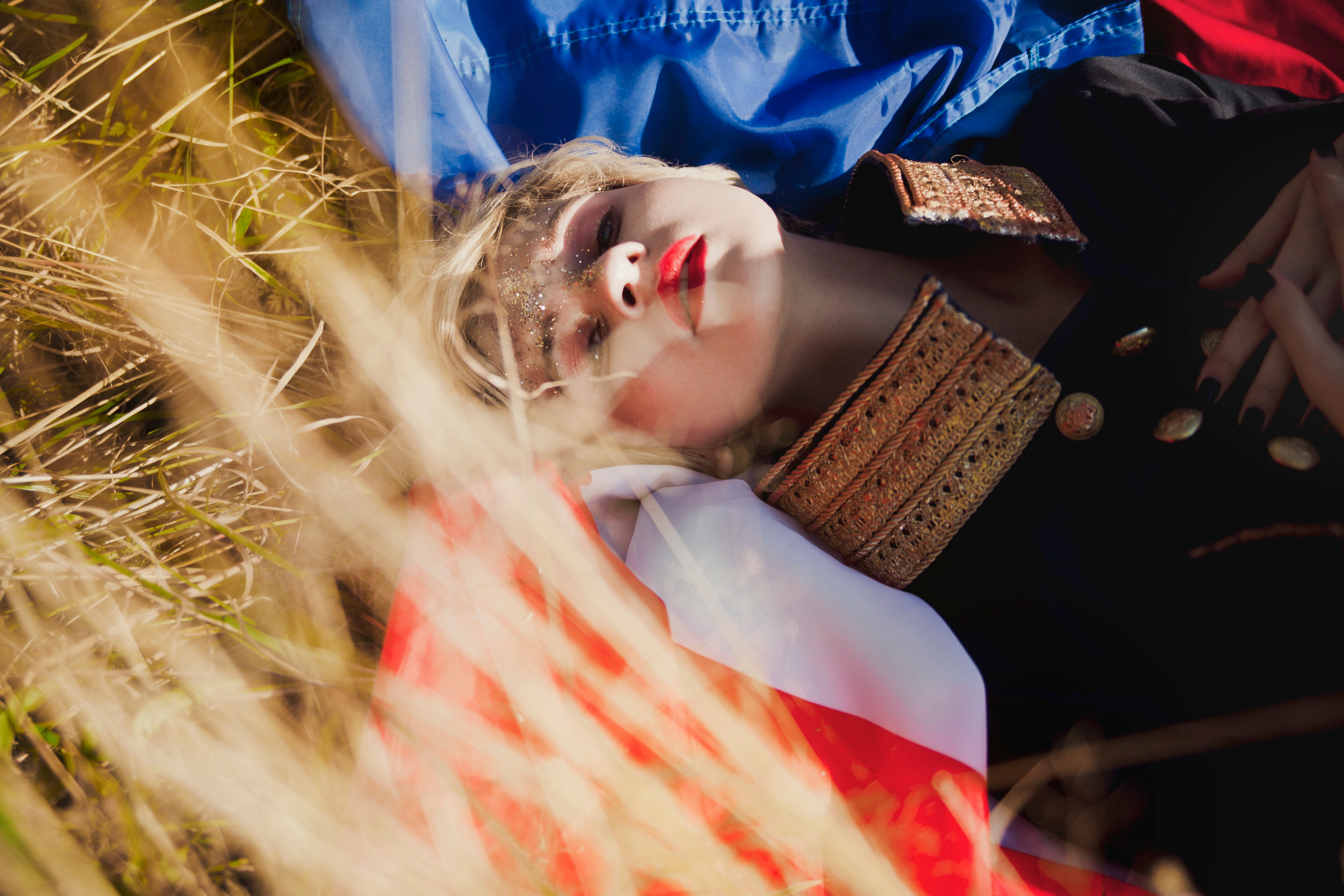 Vive la France!. Постановочная съемка в Москве