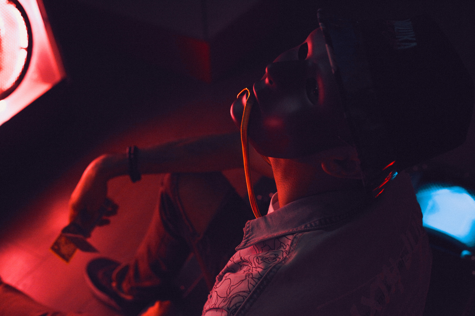 Neon: Kyamran & Maria. Постановочная съемка в Москве