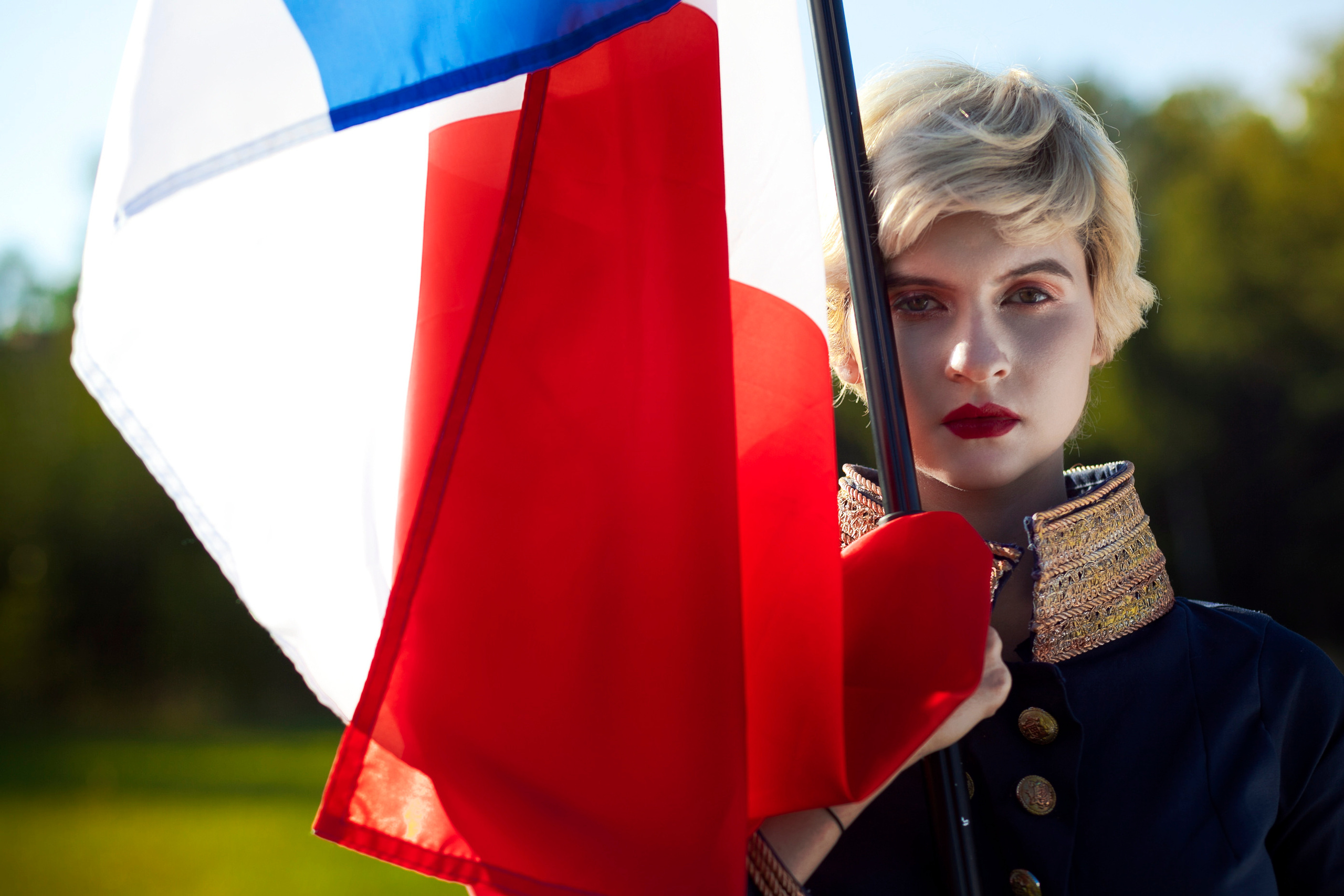 Vive la France!. Постановочная съемка в Москве