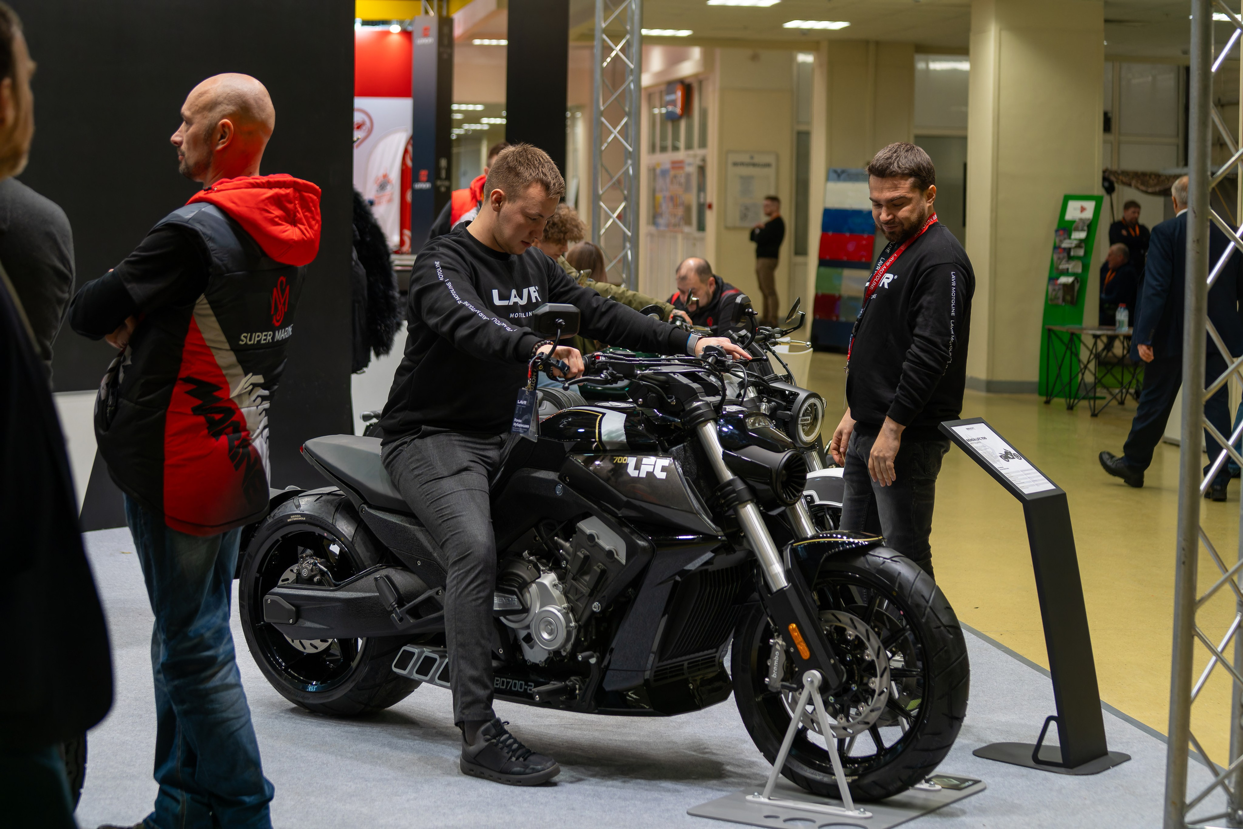 Прогулка по выставке Поехали 2023. «Студия DRONAVT`s» — видеосъёмка и фотография г. Москва