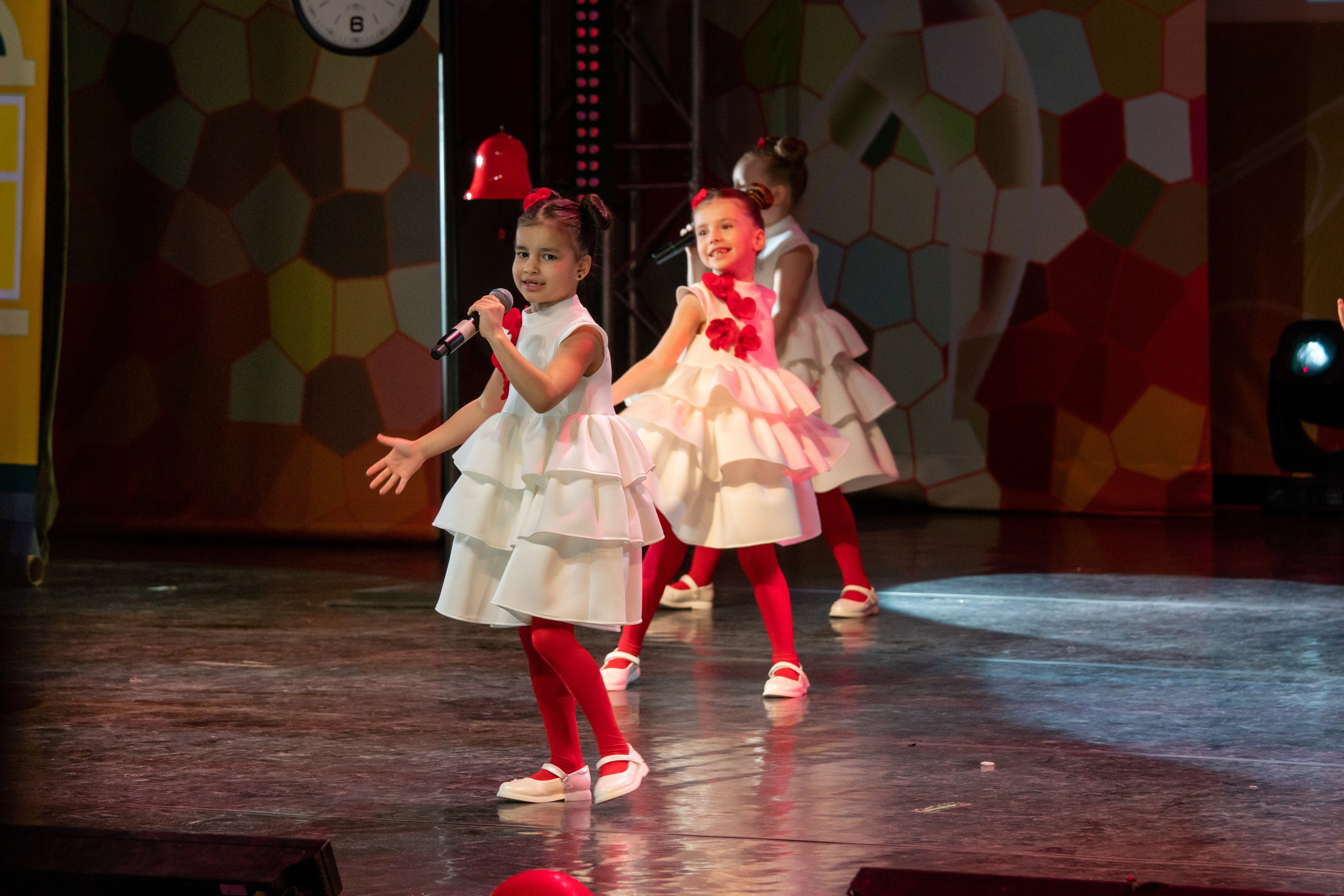 Съёмка концерта для Домисольки, большой концертный зал Космос. «Студия DRONAVT`s» — видеосъёмка и фотография г. Москва