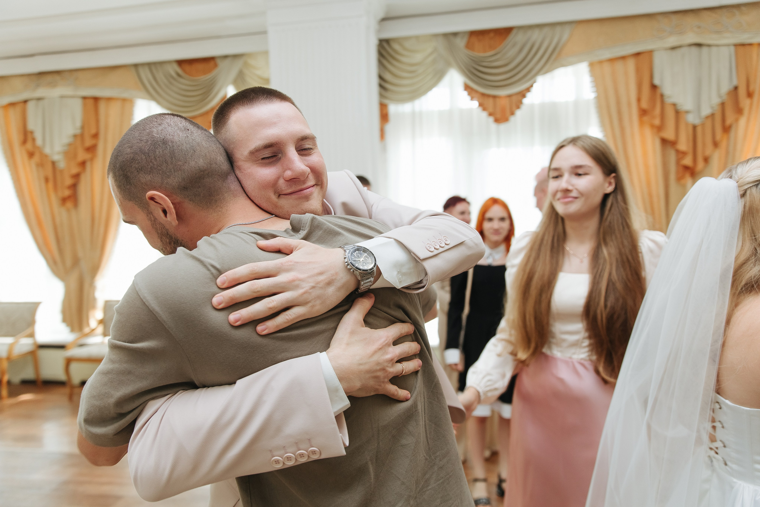 Роспись ЗАГС. Фотограф в Красноярске Любовь Малеева