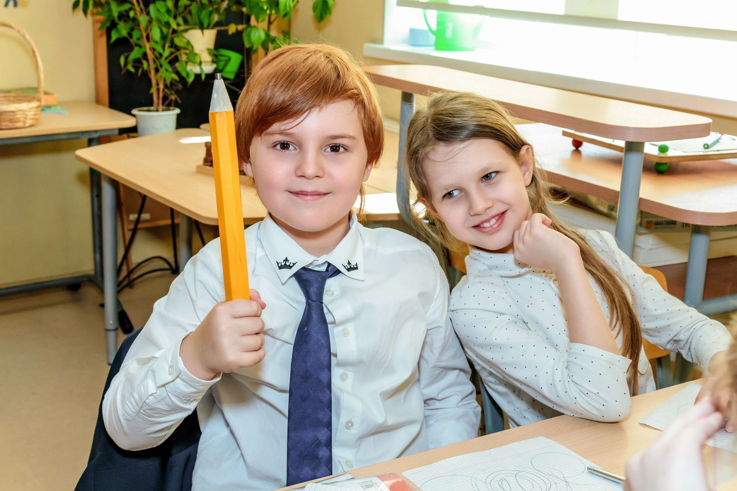 1 Я класс — портретная съемка + фото за партами. Фотограф Алина Лебедь