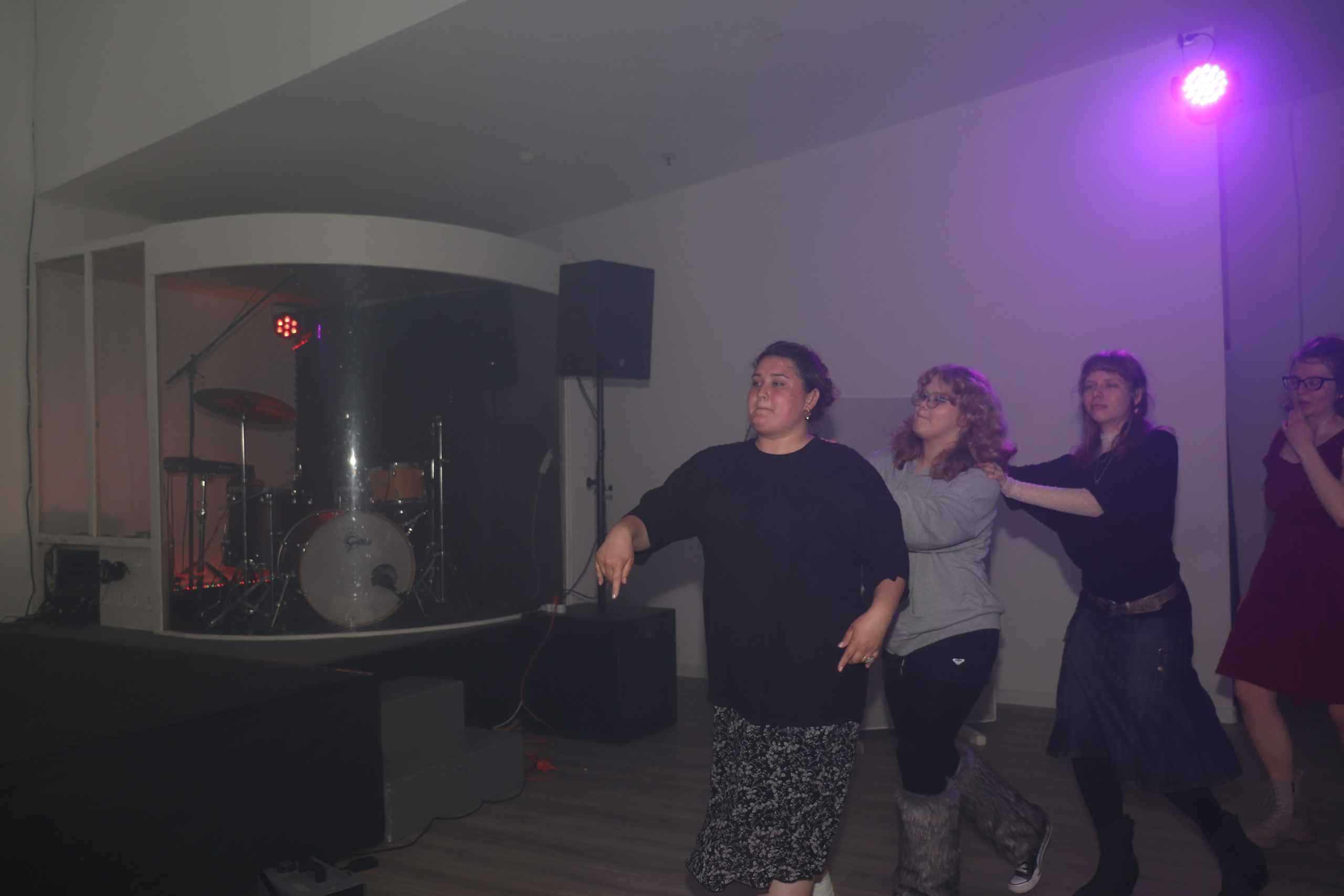 Дискотека 90х молодёжного «клуба 52». Ивентный фотограф в Санкт-Петербурге Олег Комков