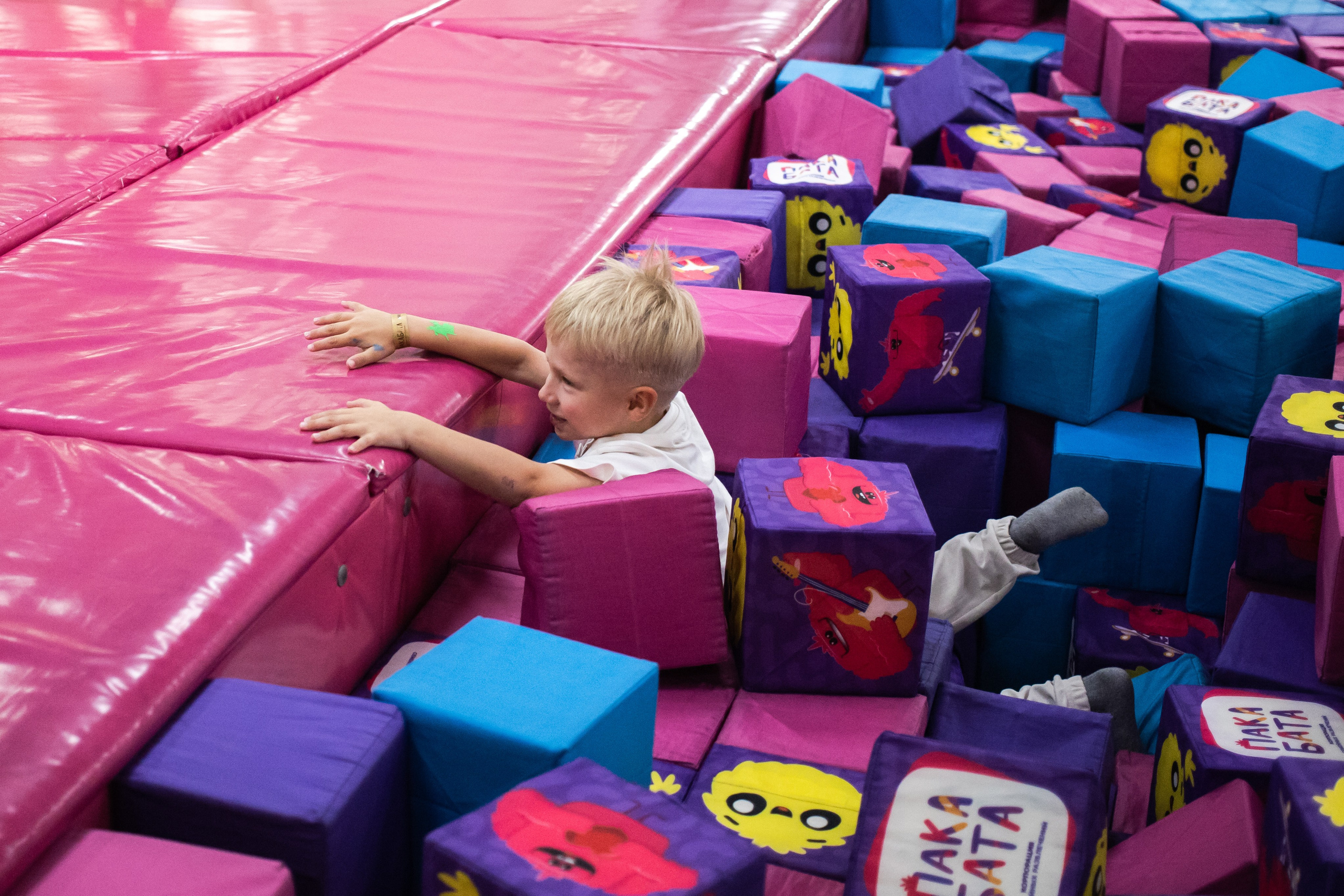 Марату 5. Фотографии с любовью