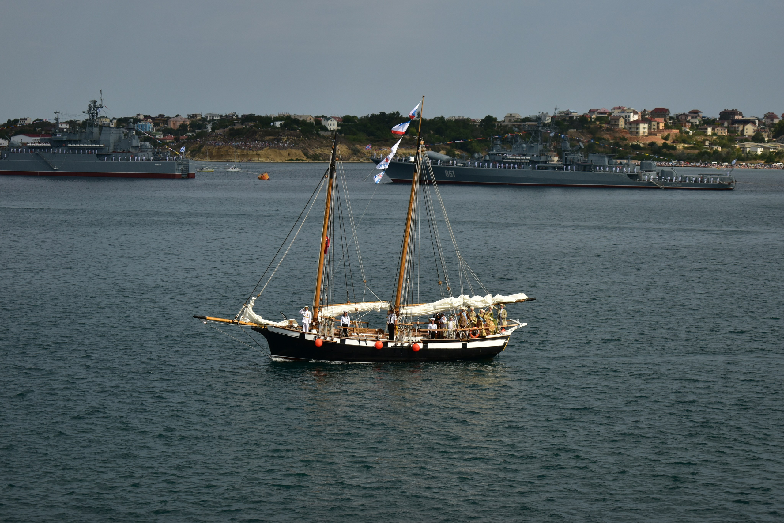 Парад ВМФ. Фотограф-ретушер в Крыму Юля Лобурец