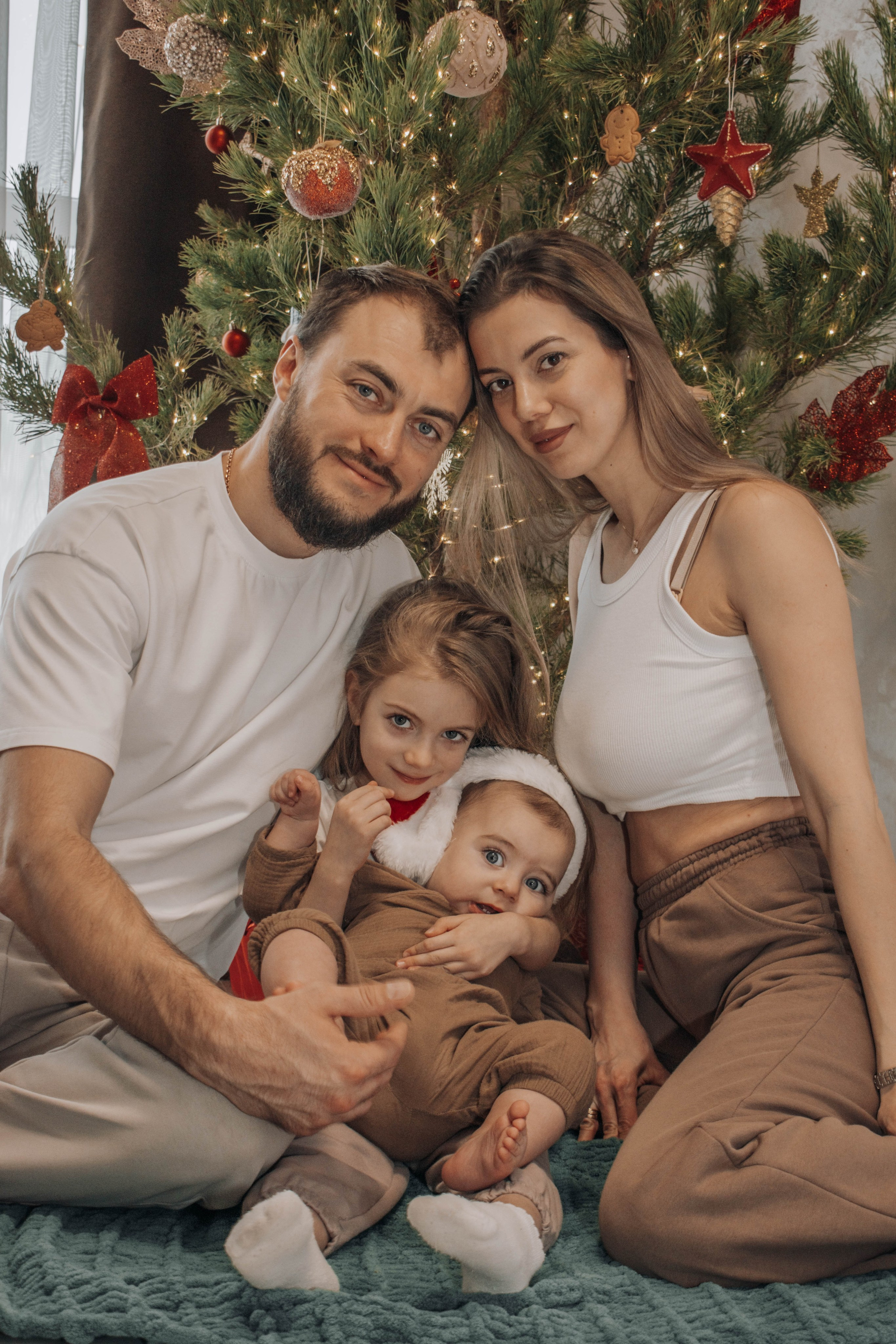 Кирилл и Эльмира. Домашняя съемка. Фотограф-ретушер в Крыму Юля Лобурец