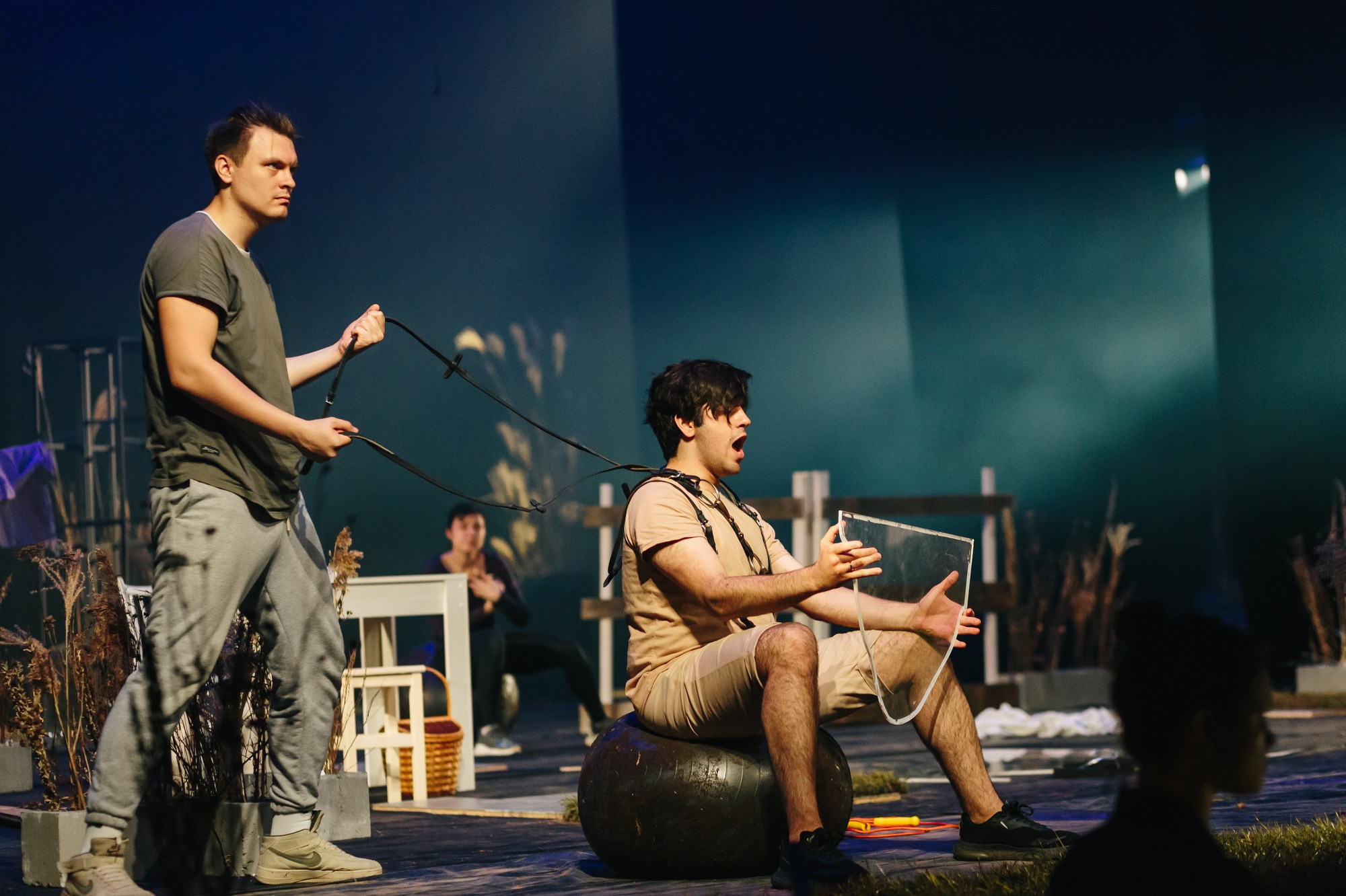 Спектакль Приглушенные голоса в Театре Академии танца Б. Эйфмана (+репетиция). Семейный и портретный фотограф в Санкт-Петербурге Андрей Воробьев