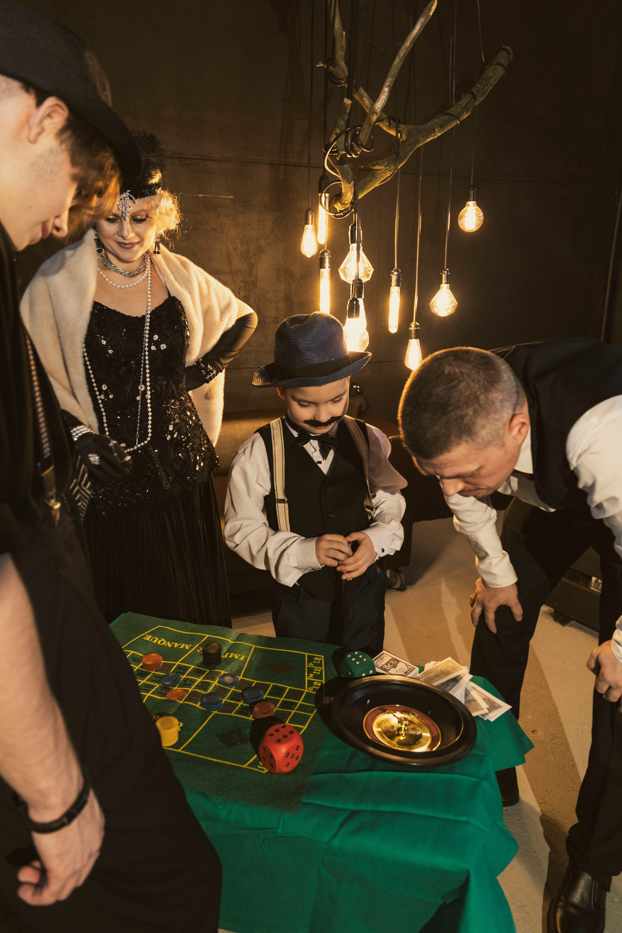 Семья Волковых. Фотограф для маркетплейсов, фотоуслуги в Жуковском Татьяна Марсуверских