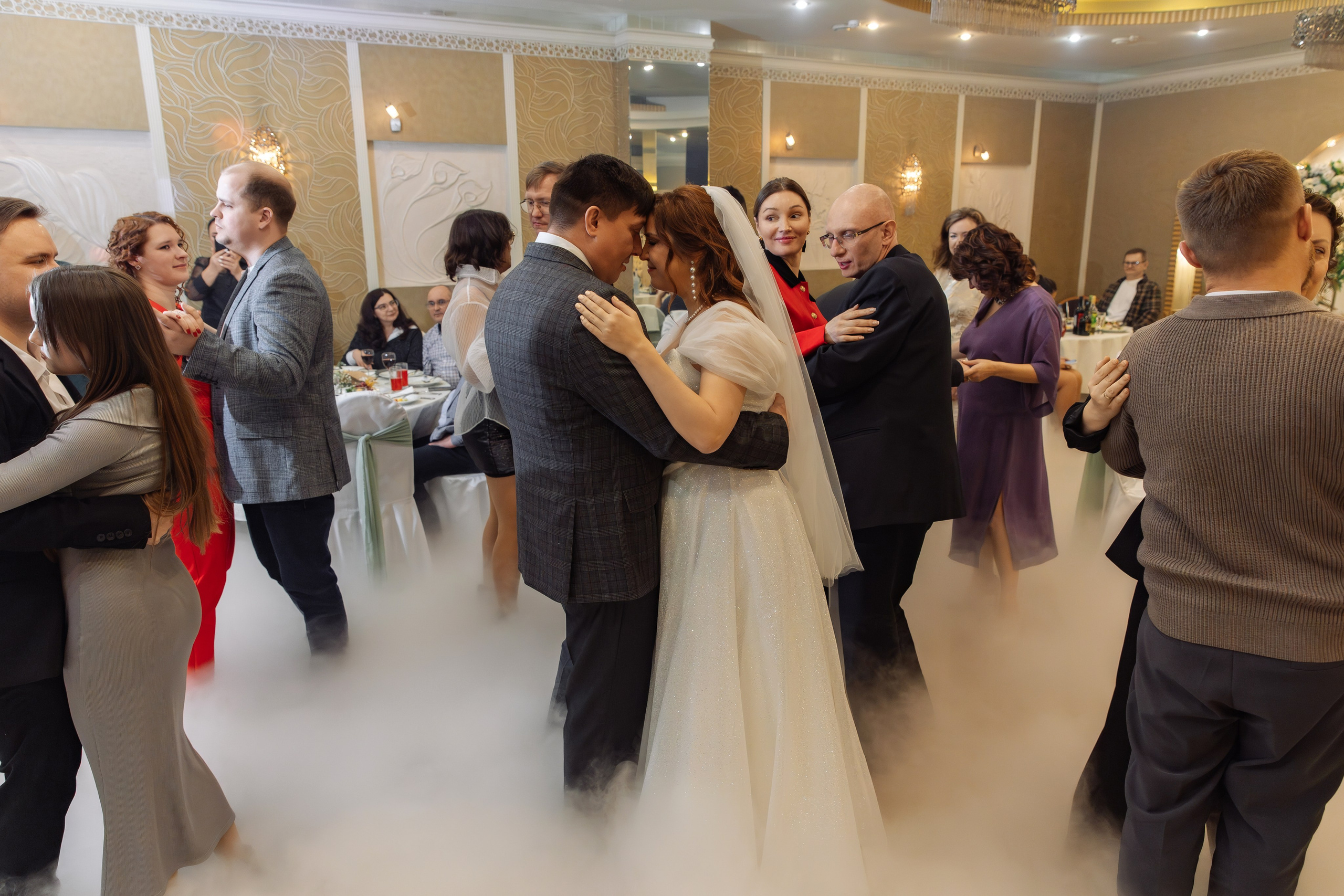 Репортаж Свадебного банкета Юлии и Романа. Семейный и женский фотограф в Москве Надежда Воробьева