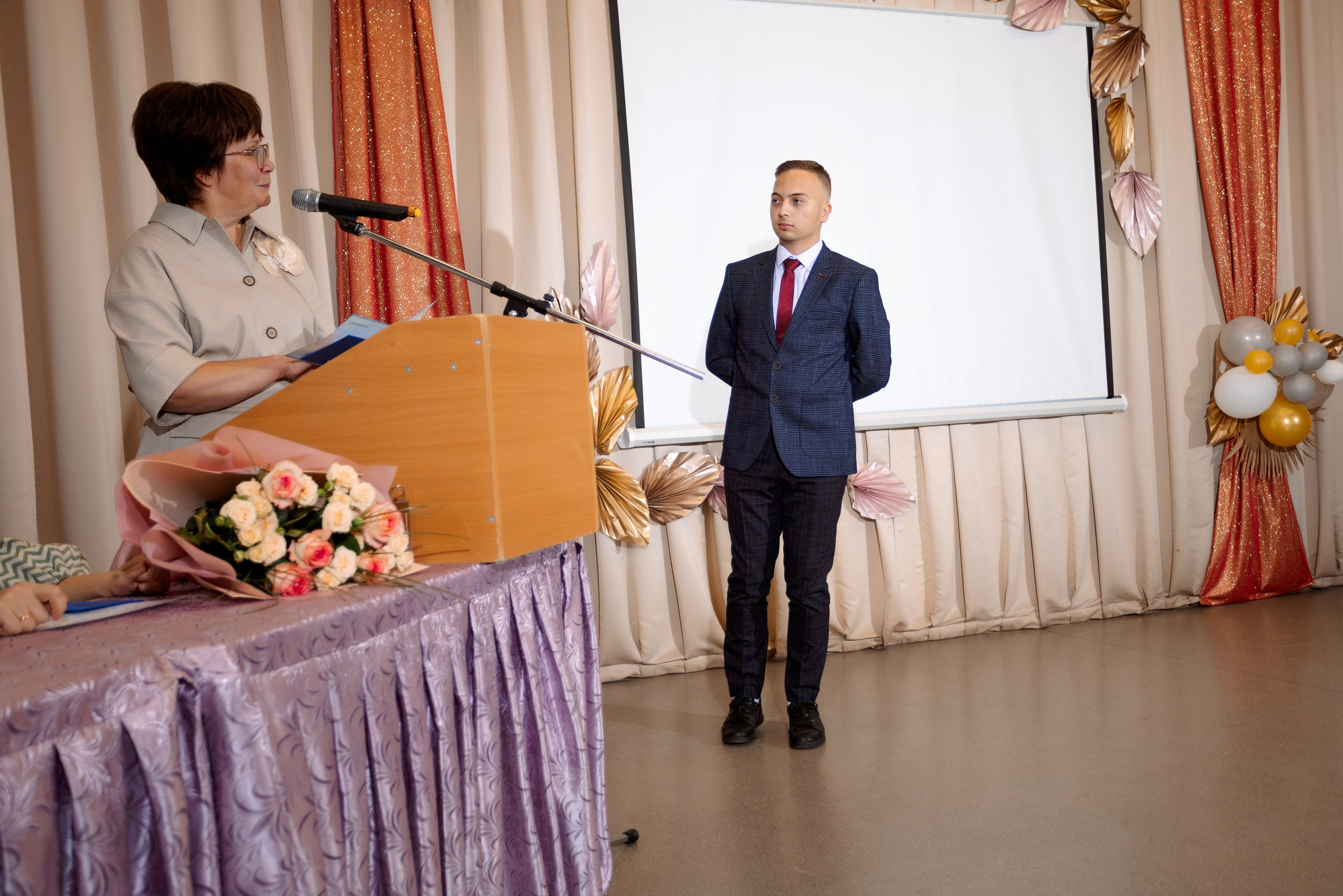 ВРУЧЕНИЕ АТТЕСТАТОВ: Пример. Все фото. Профессиональный фотограф в Ижевске Леша Петров