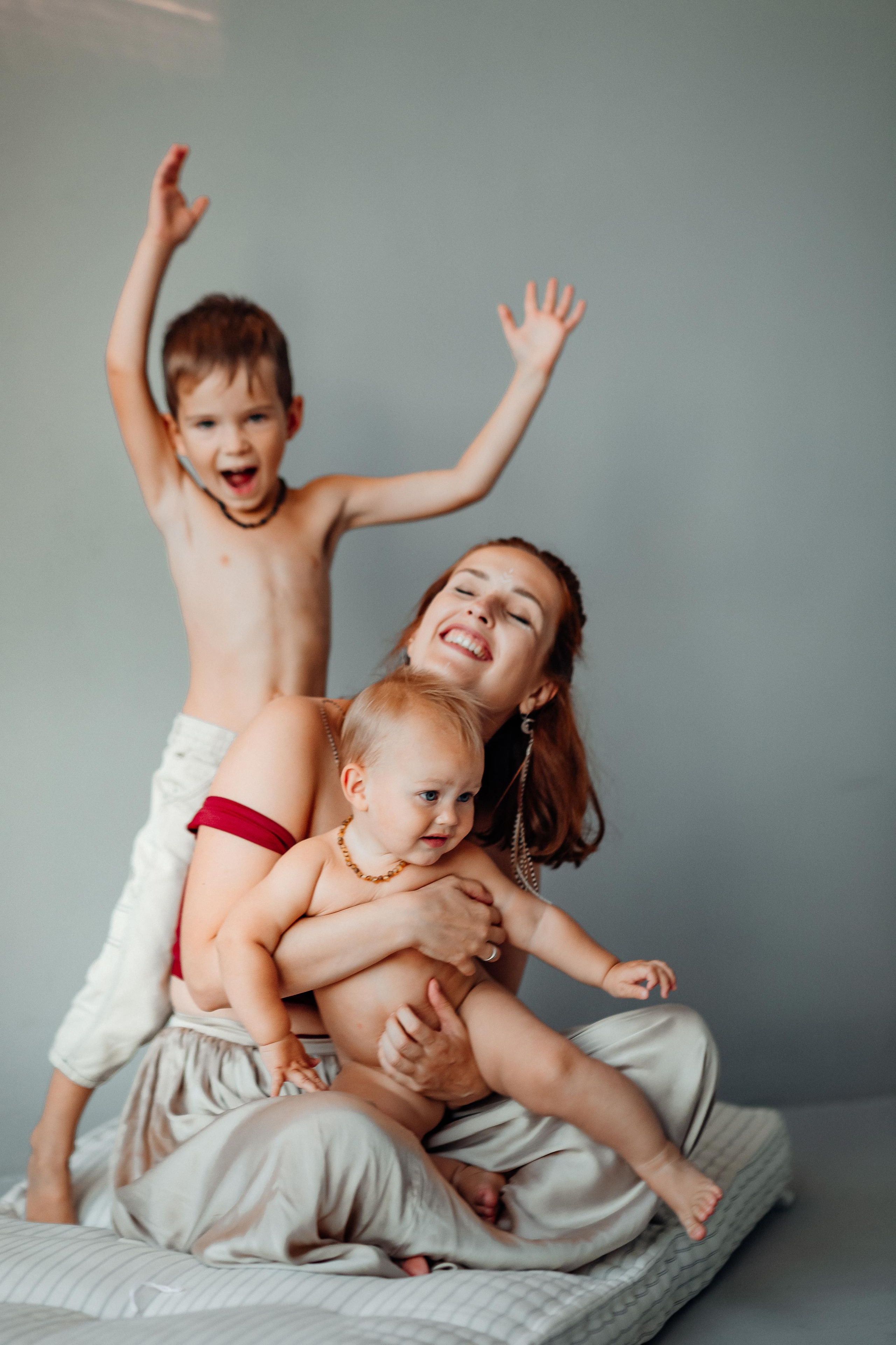 Мама Аня и дети, фотостудия Воздух, октябрь 21