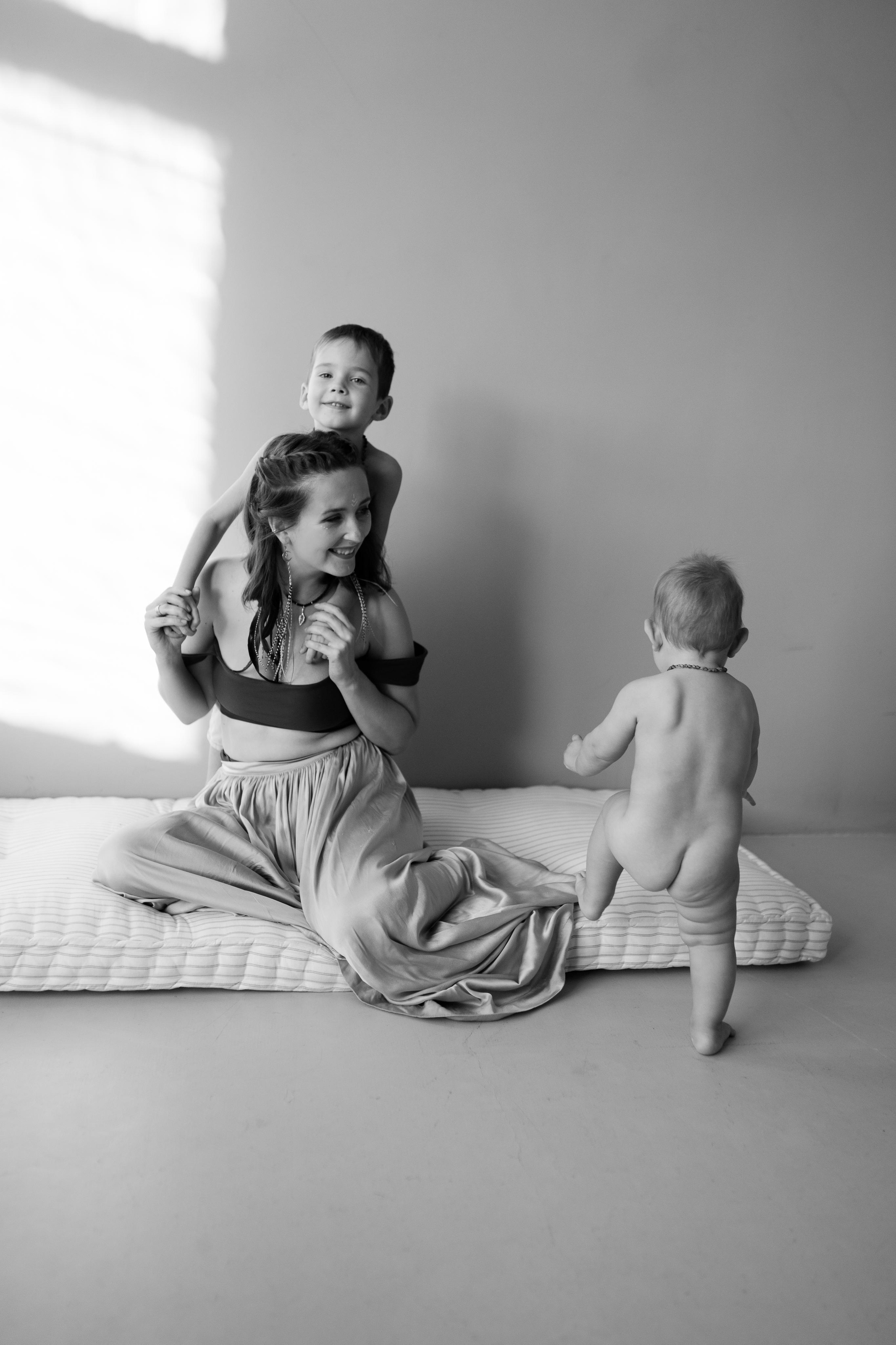 Мама Аня и дети, фотостудия Воздух, октябрь 21