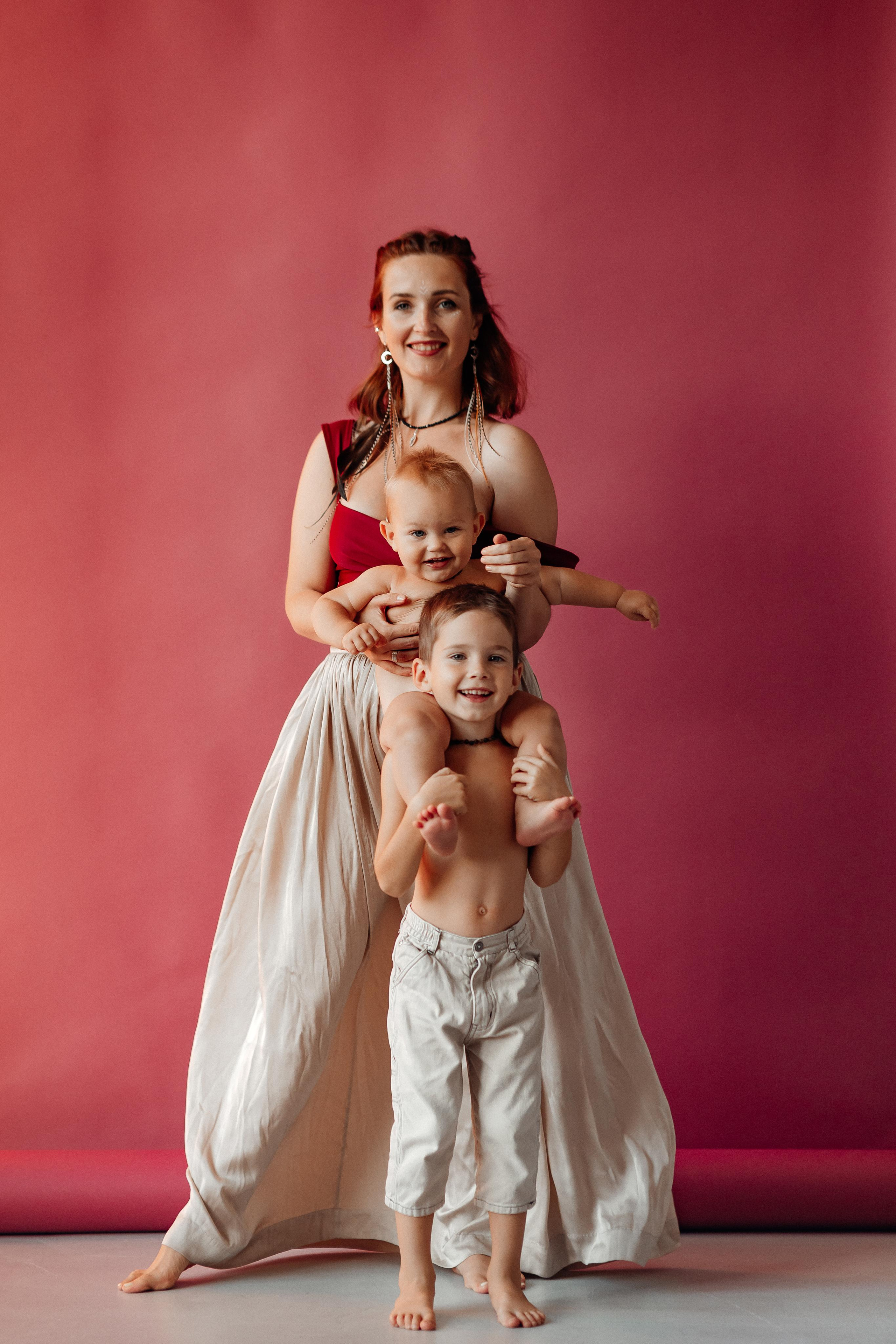 Мама Аня и дети, фотостудия Воздух, октябрь 21