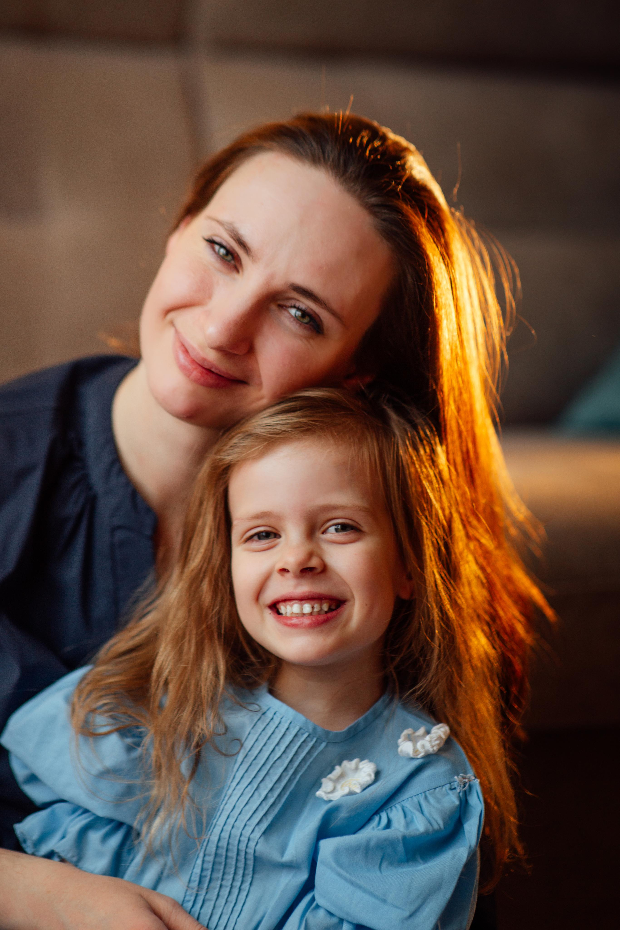 Домашняя, мама Юля и Ариша